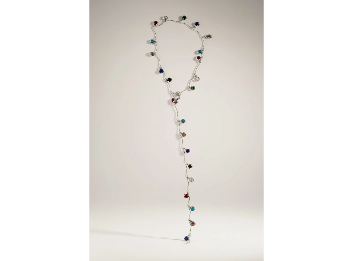 Gümüş Renk Taşlı Çelik Y Kolye