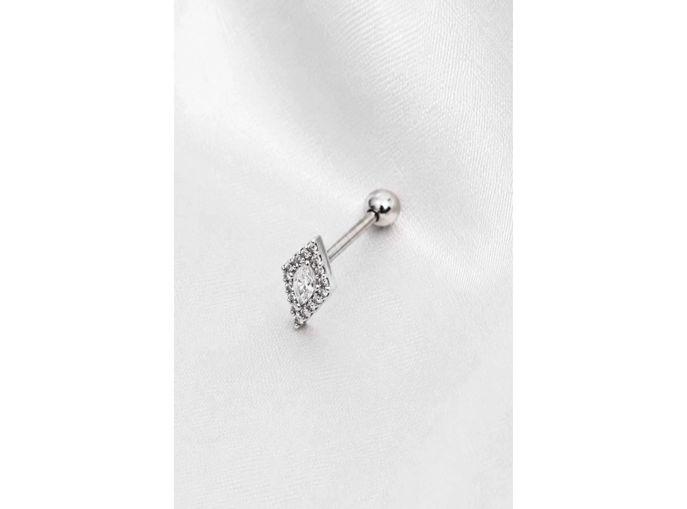 Gümüş  Renk  Taşlı Cerrahi Çelik Tragus/Kıkırdak Küpe/Piercing (Tek)