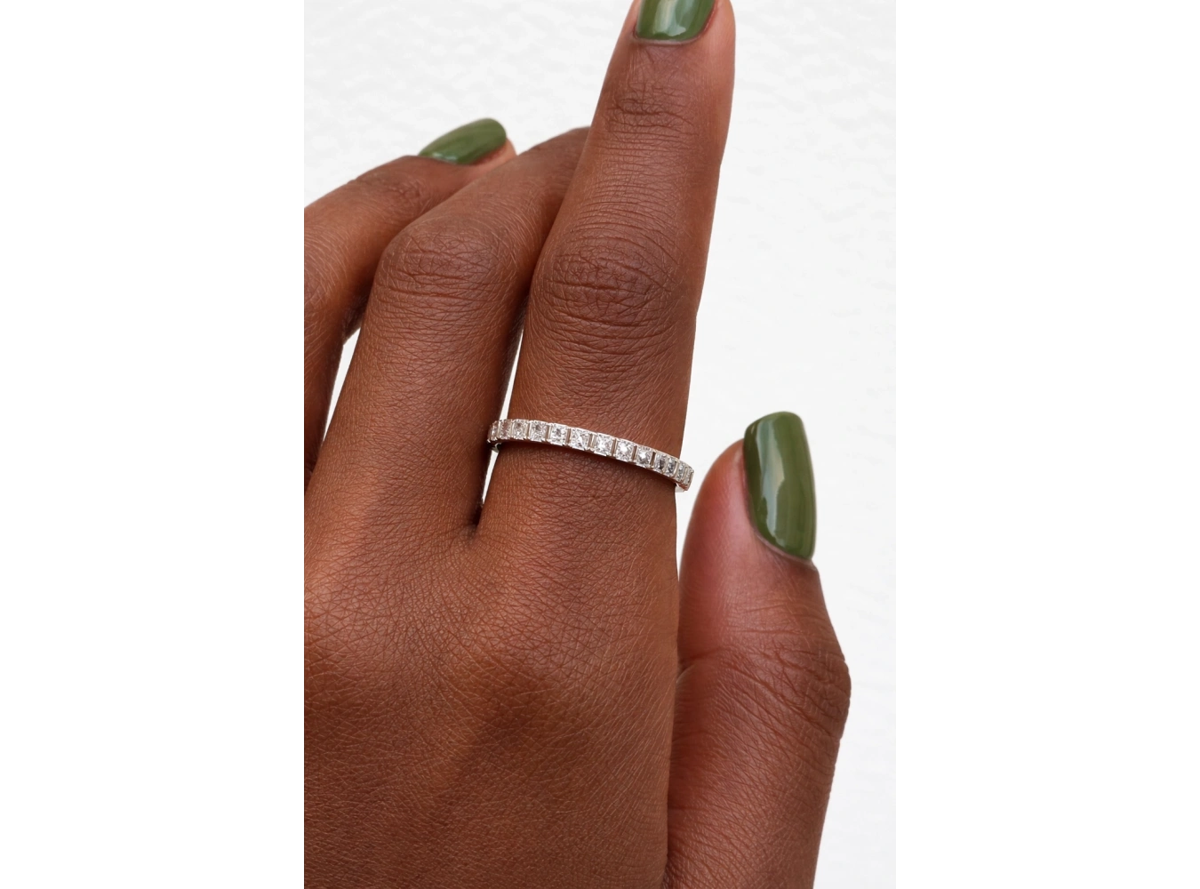 Gümüş Renk Taşlı Su Yolu Ayarlanabilir Yüzük