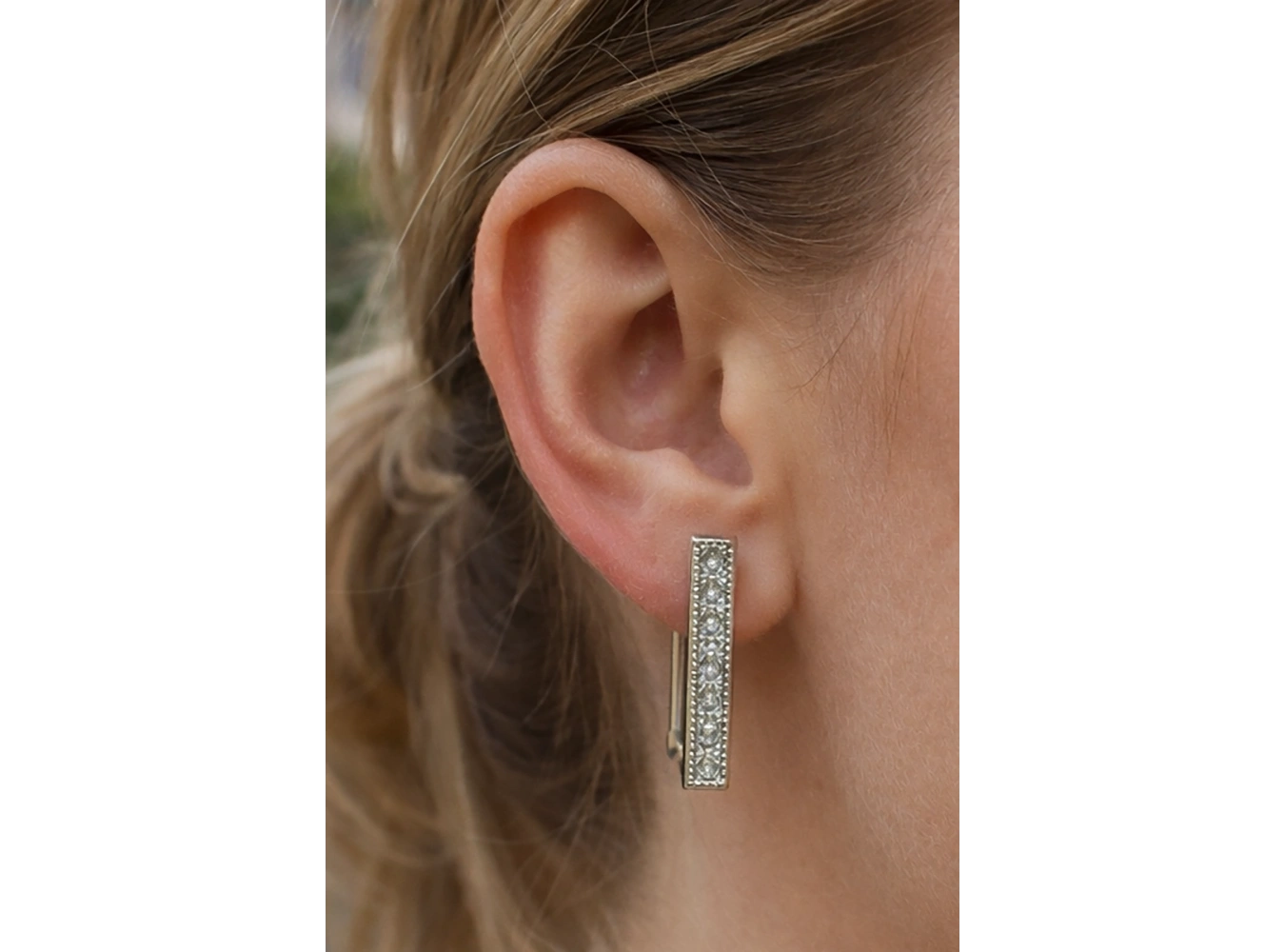 Gümüş Renk Taşlı Tx Küpe (Çift)