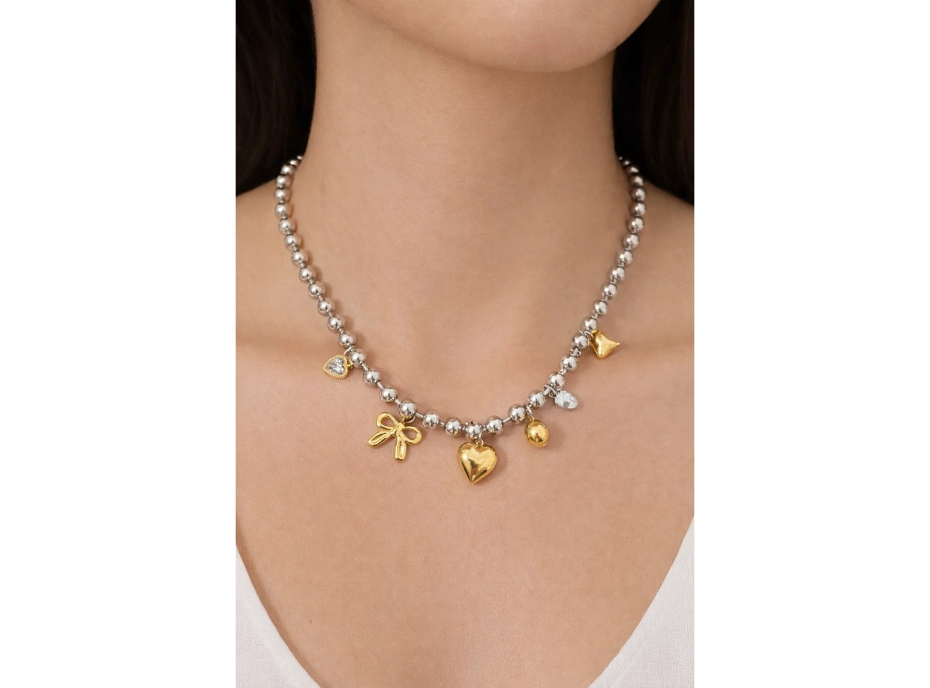 Gümüş Renk Top Zincir Detaylı Karışık Charmlı Çelik Kolye