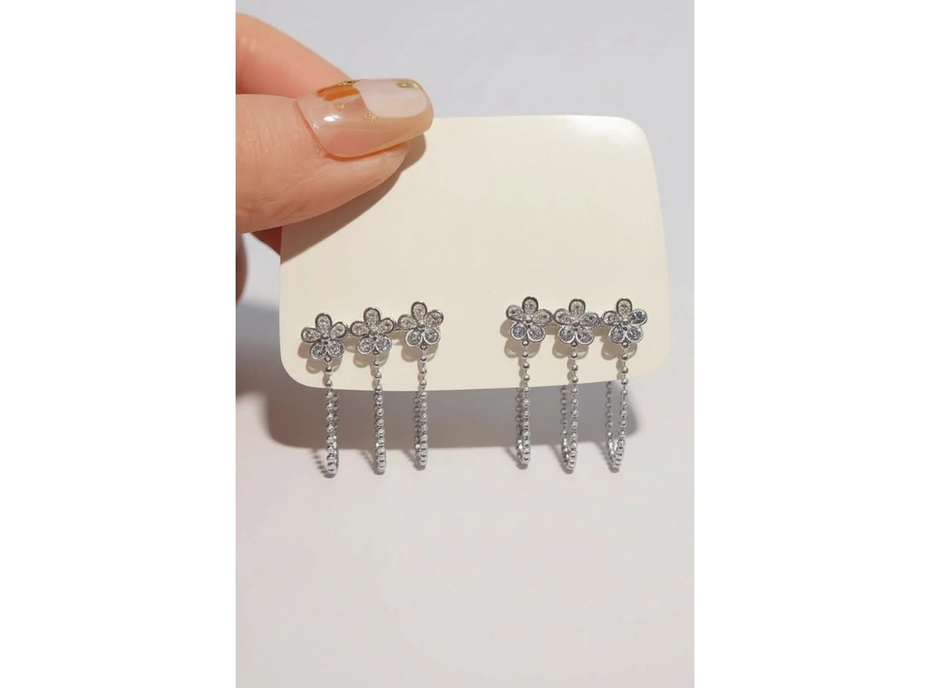 Gümüş Renk Üçlü Delik Görünümlü 14k Altın Kaplama Küpe (Çift)