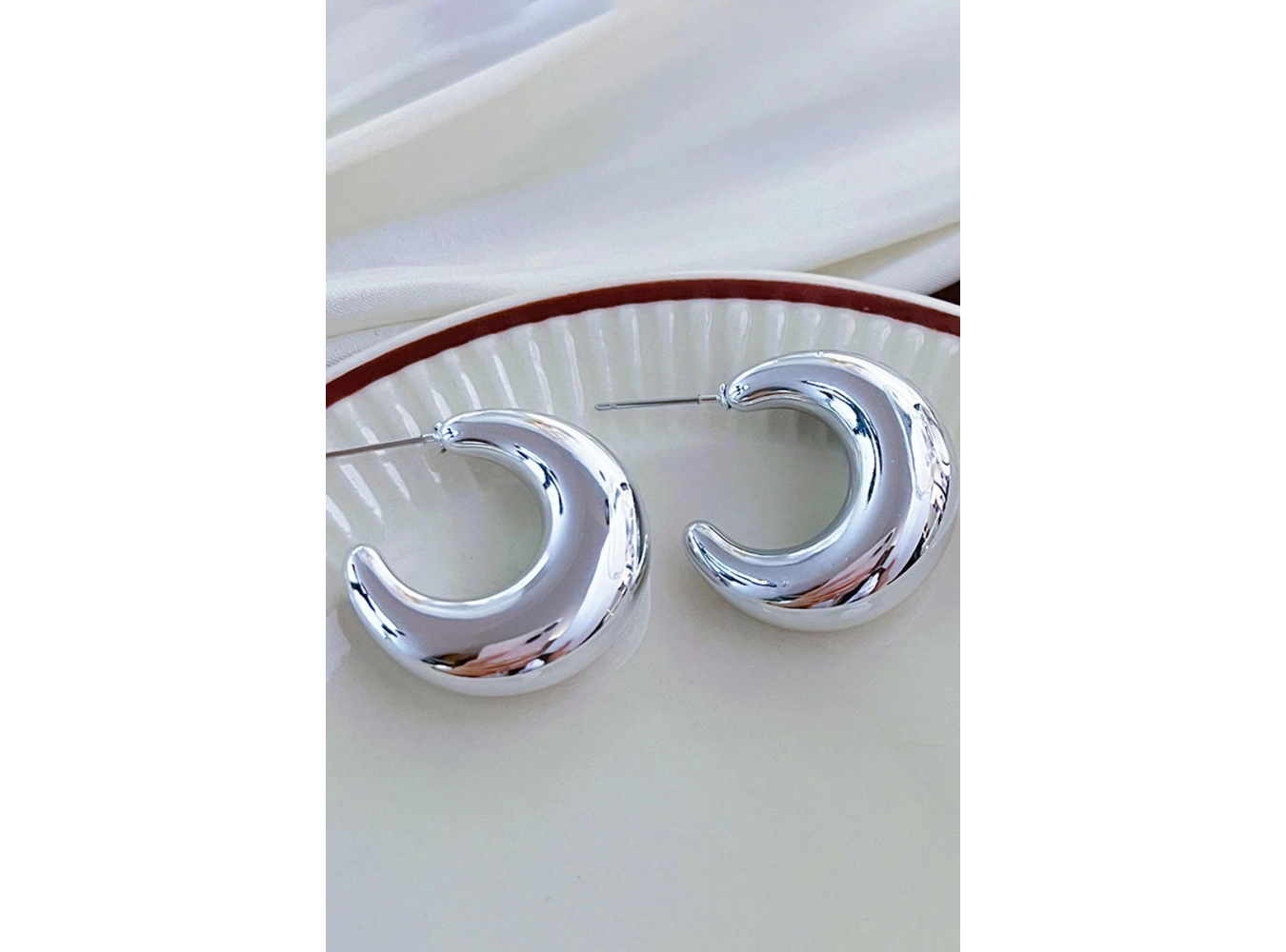 Gümüş Renk VİP YSX Halka Küpe (Çift)