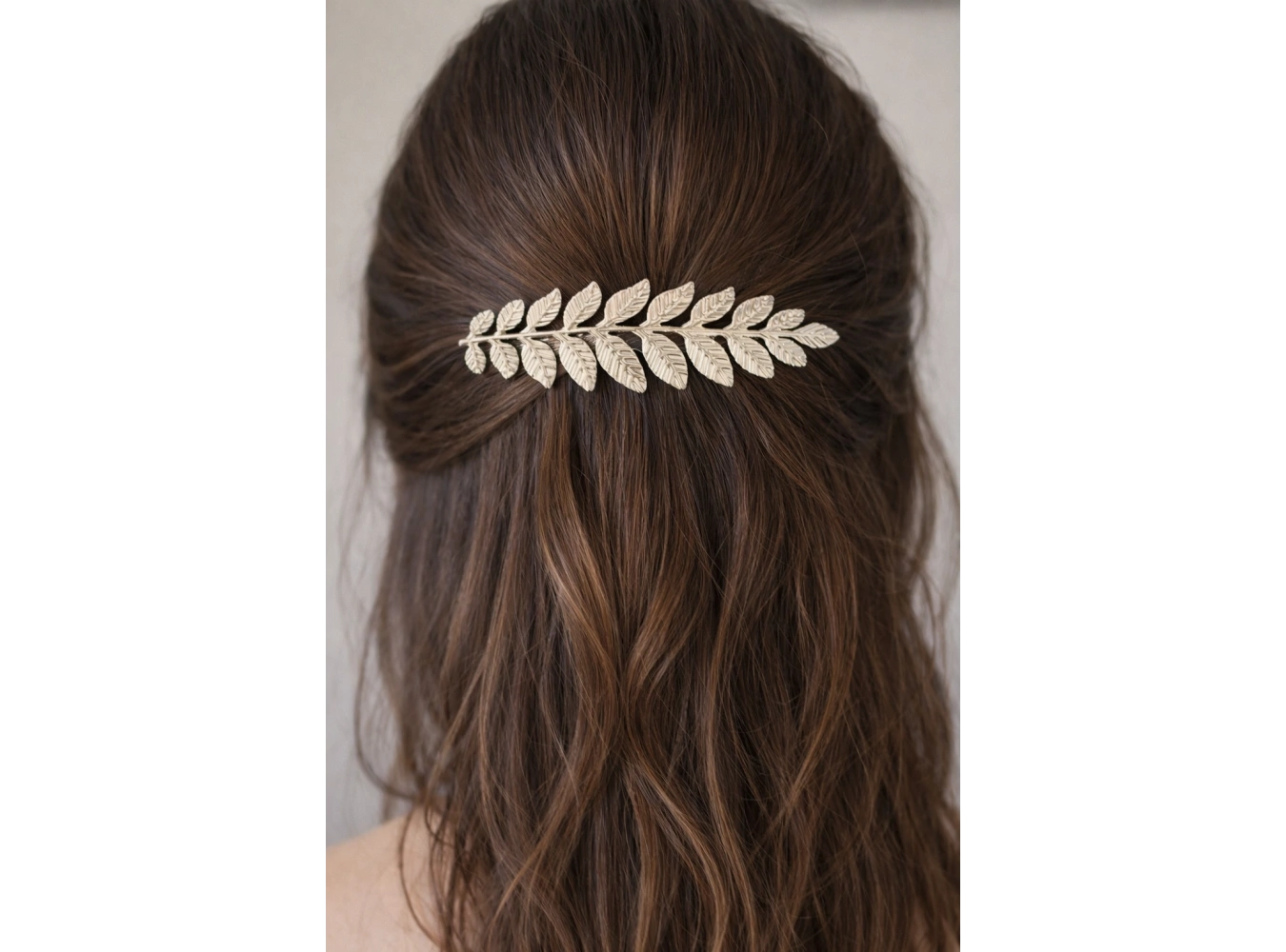 Gümüş Renk Yaprak Detaylı Metal Tarak Toka