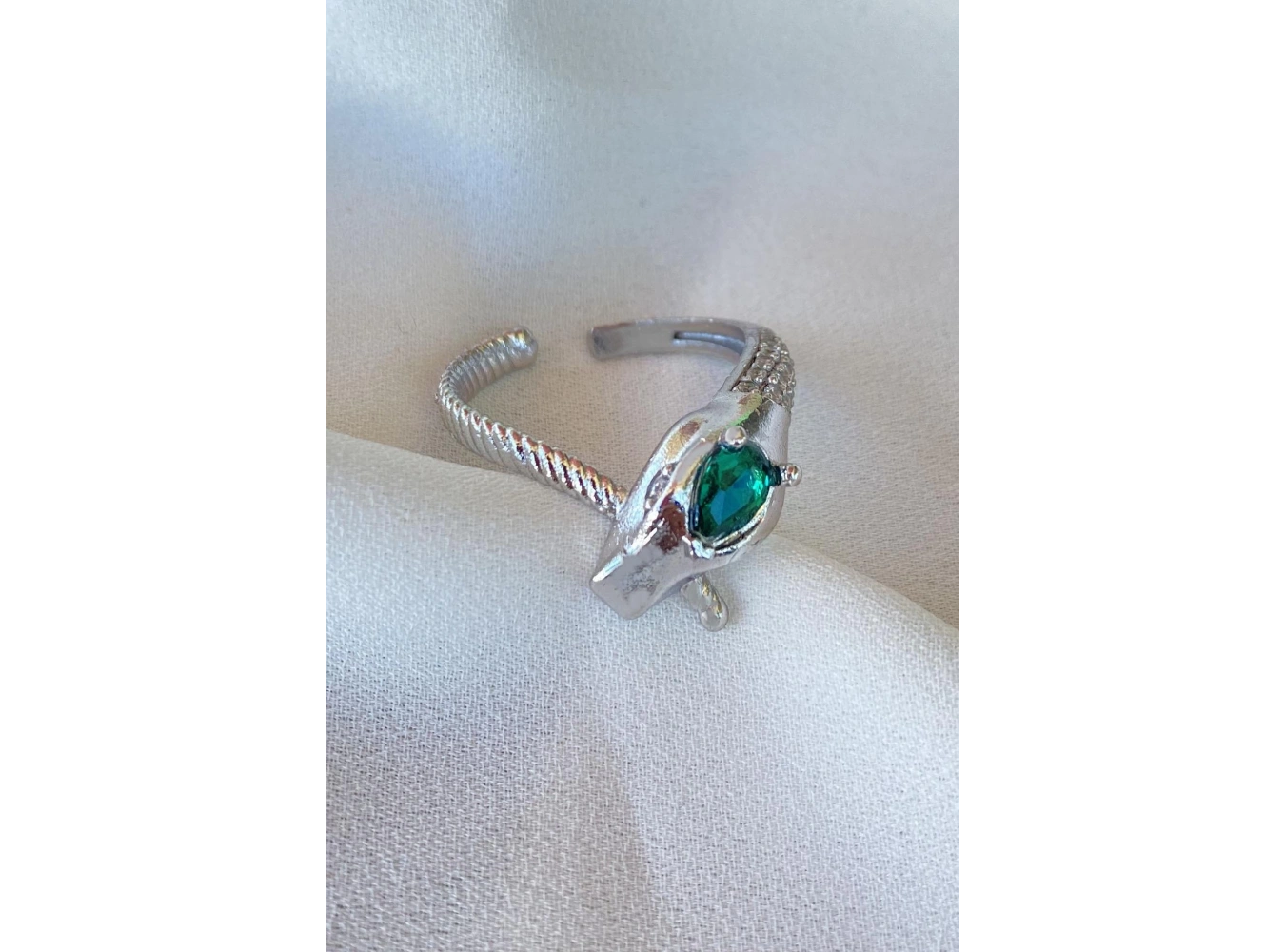 Gümüş Renk Yılan Figürlü Ayarlanabilir Yüzük