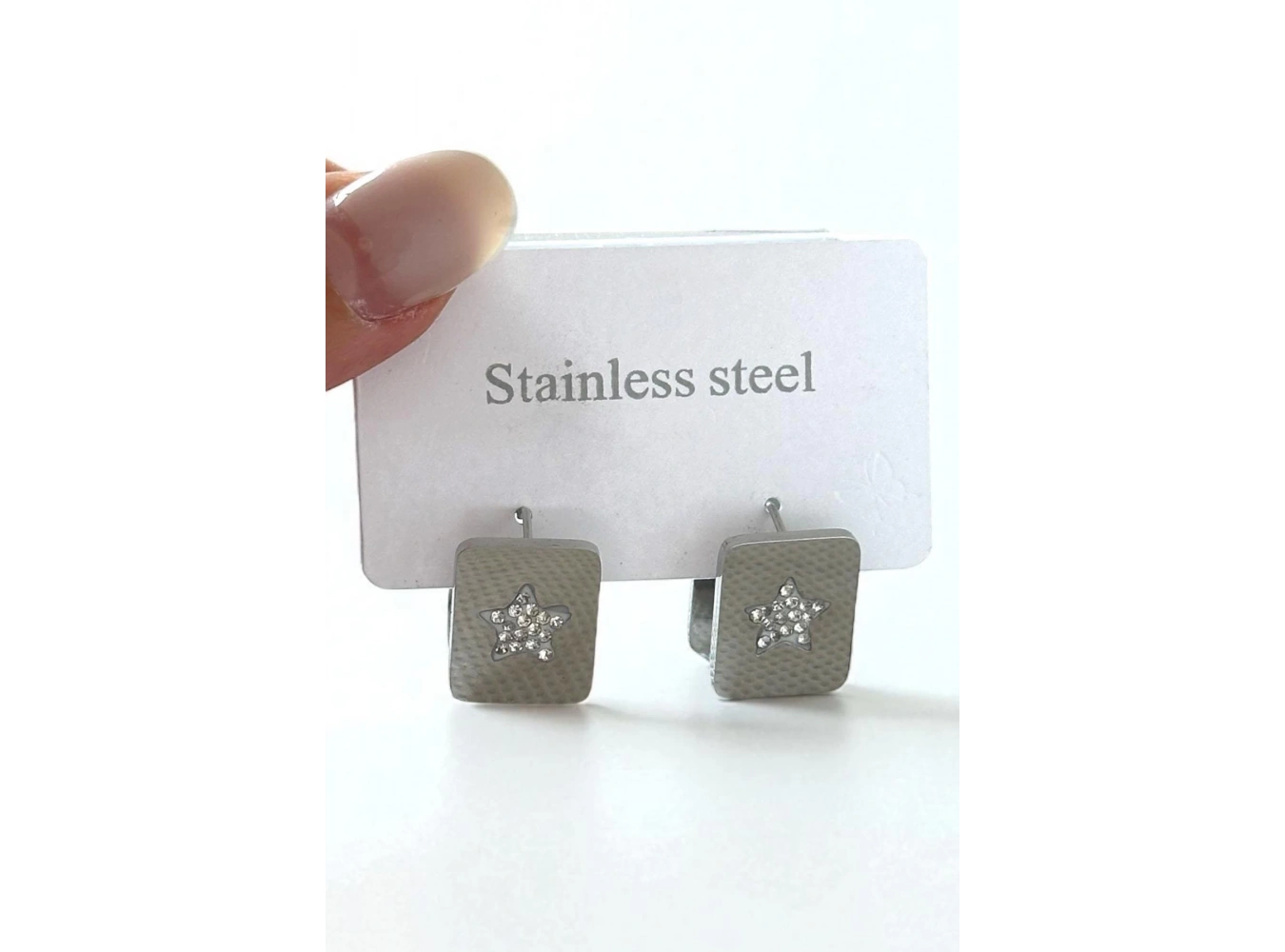 Gümüş Renk Yıldız Detaylı Çelik Küpe (Çift)