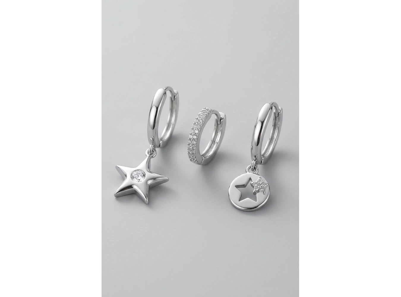 Gümüş Renk Yıldız Figürlü 3lü YSX Küpe Set