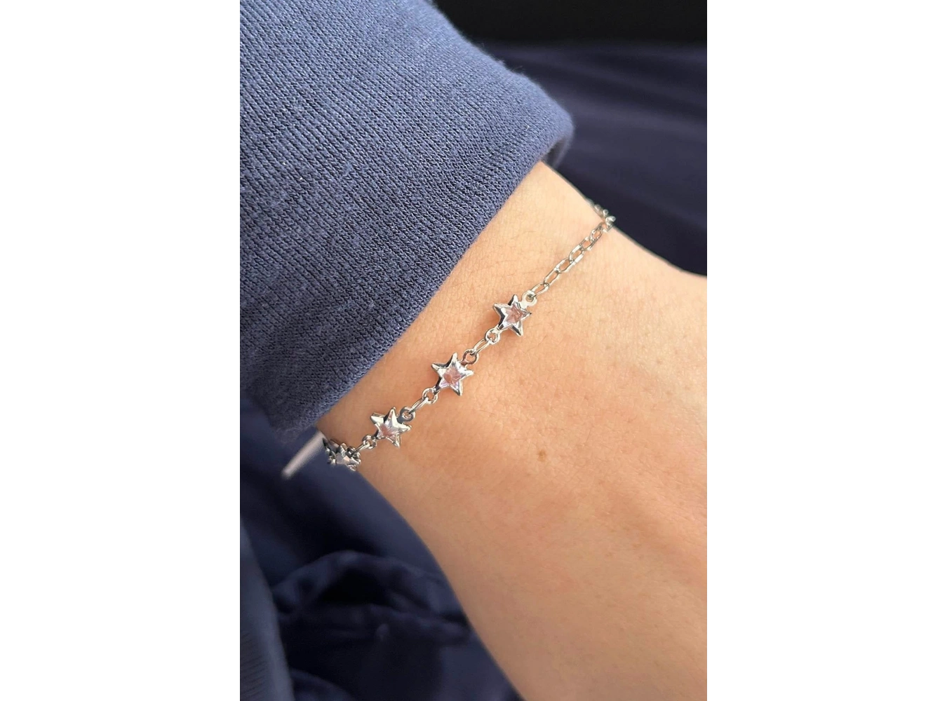 Gümüş Renk Yıldız Figürlü Bileklik