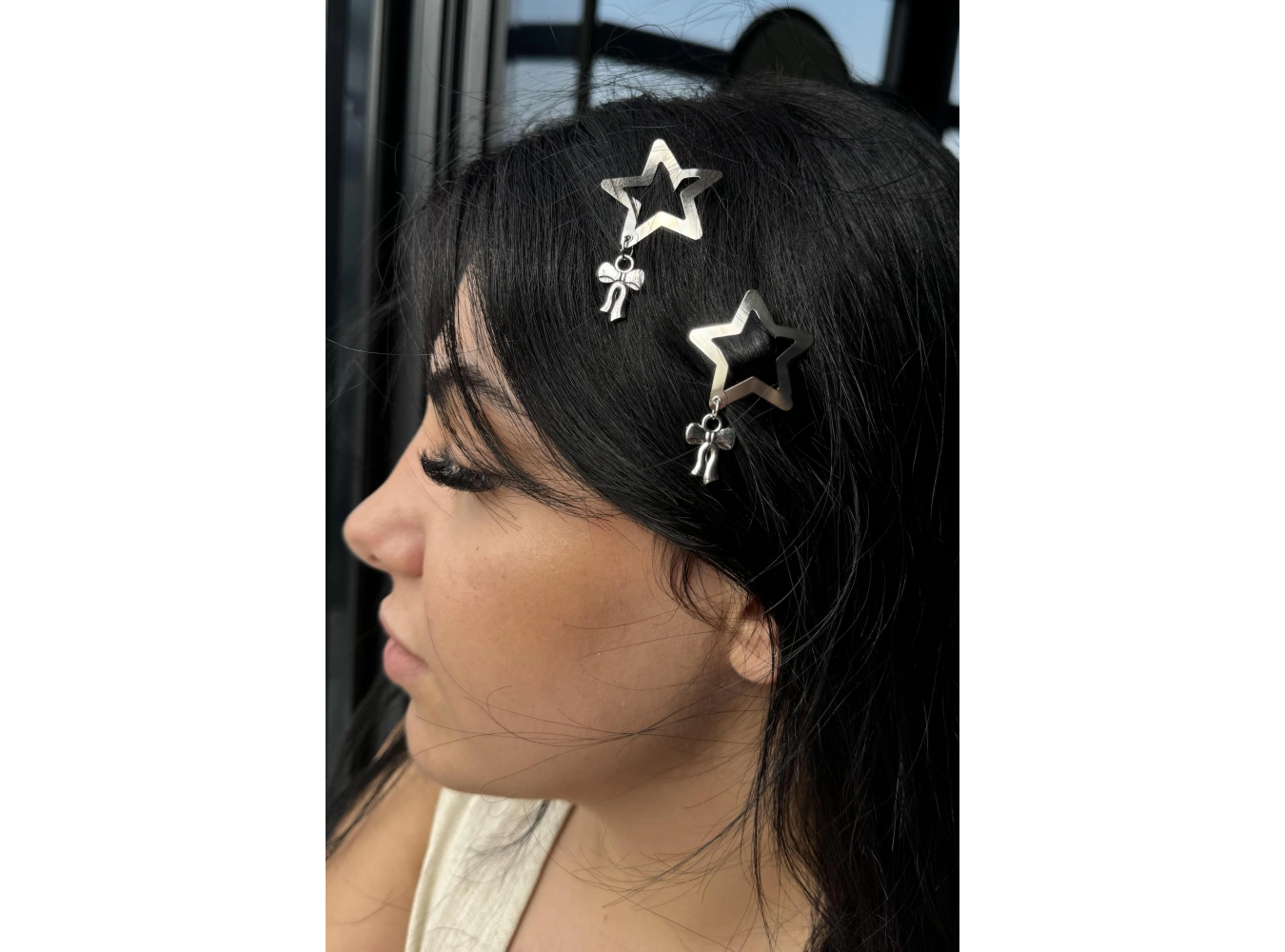 Gümüş Renk Yıldız Figürlü Fiyonk Detaylı Metal Yan Toka Set