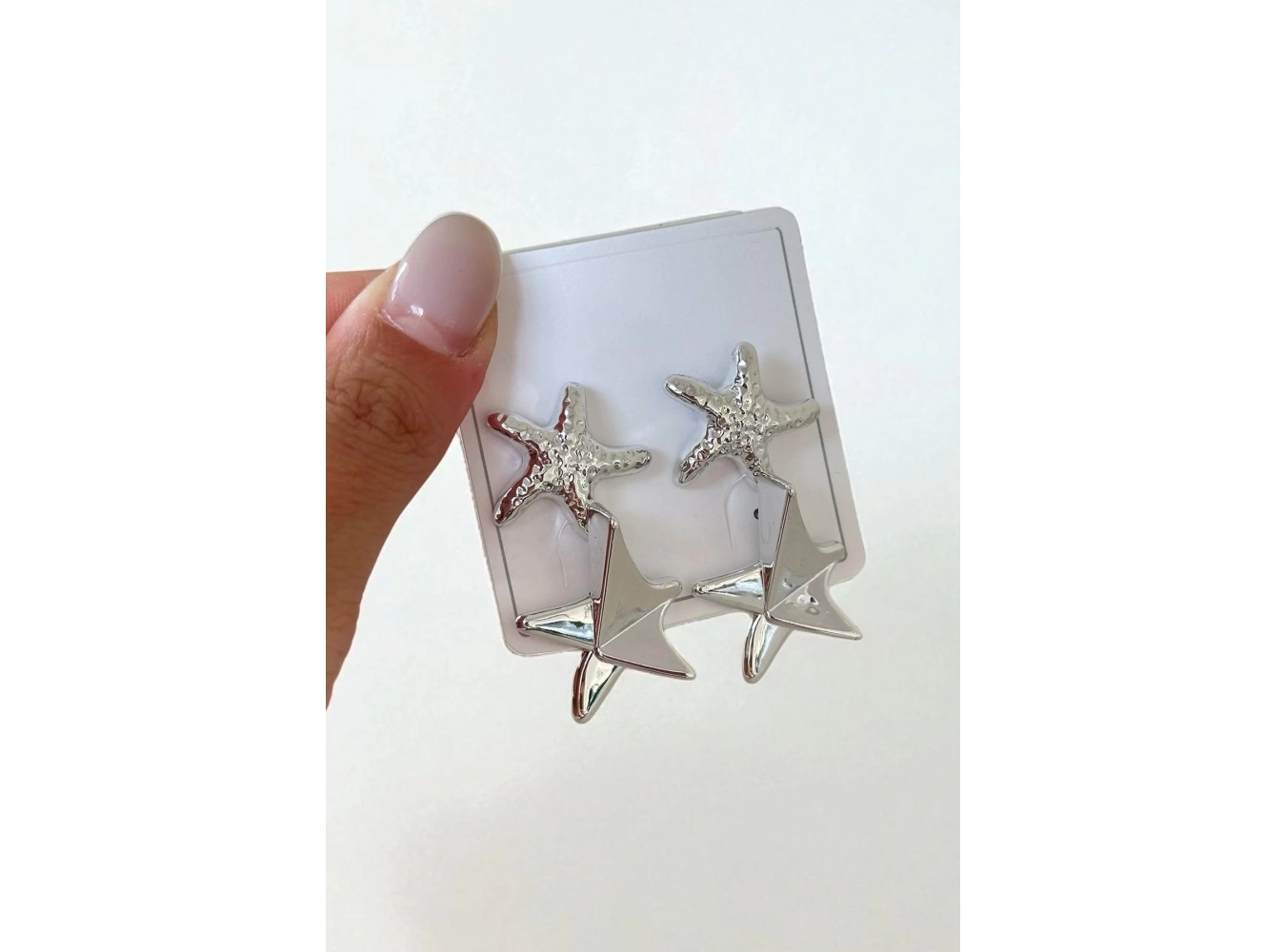 Gümüş Renk Yıldız Figürlü Küpe Set