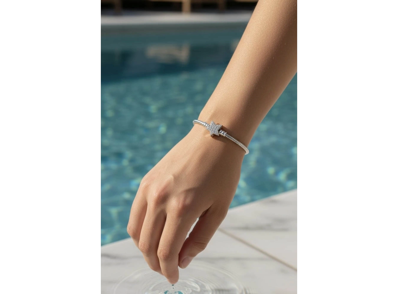 Gümüş Renk Yıldız Figürlü Bileklik