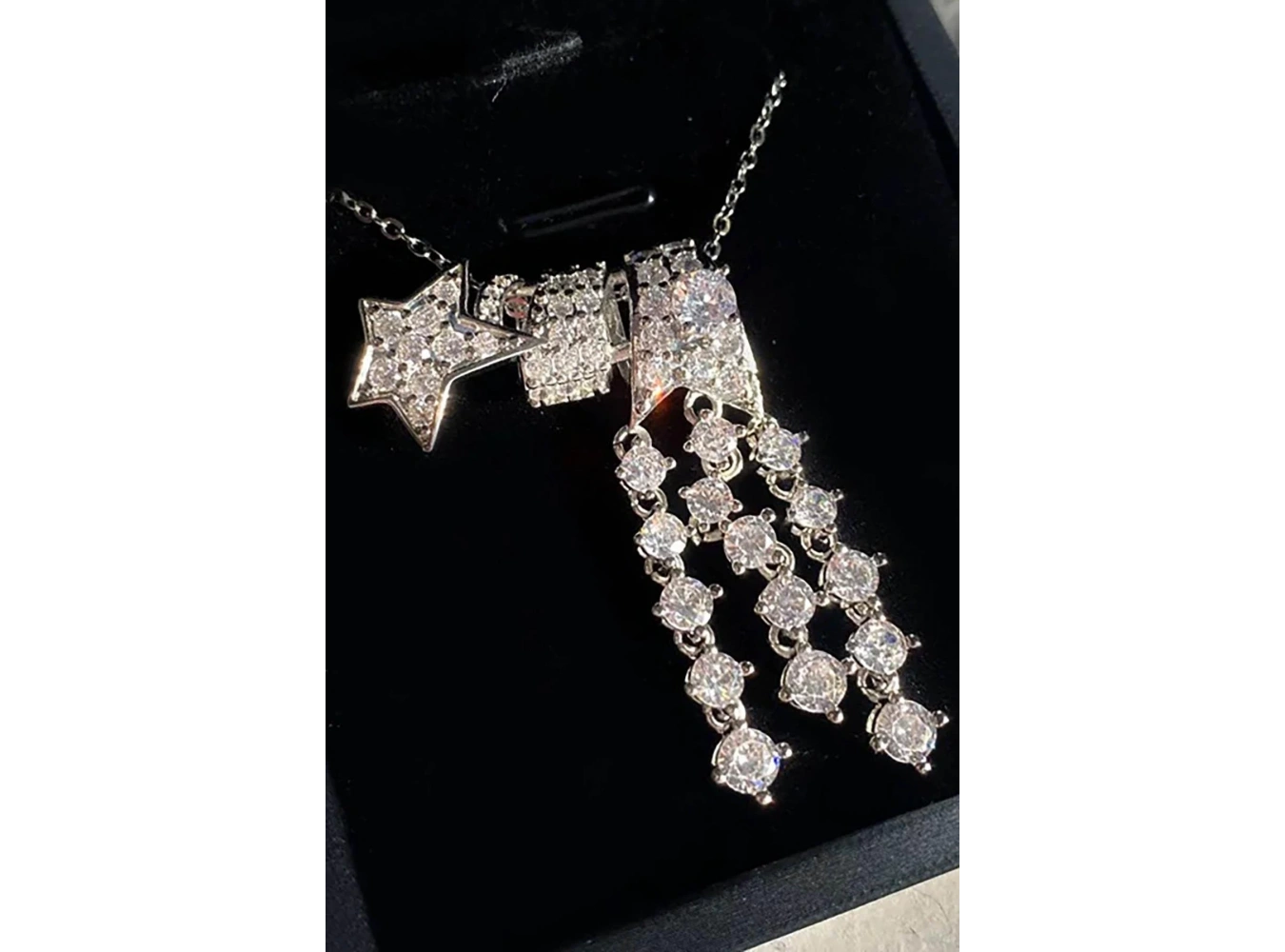 Gümüş Renk Yıldız Figürlü Taş Detaylı 14K Altın Kaplama TX Kolye