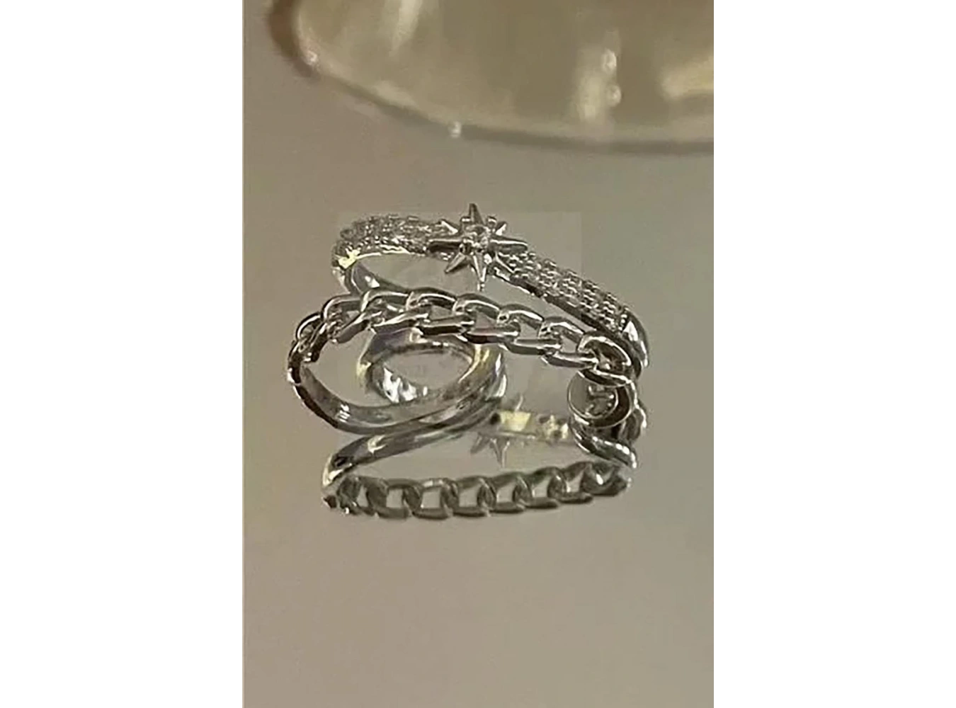 Gümüş Renk Yıldız Figürlü Taş Detaylı Ear Cuff (Tek)