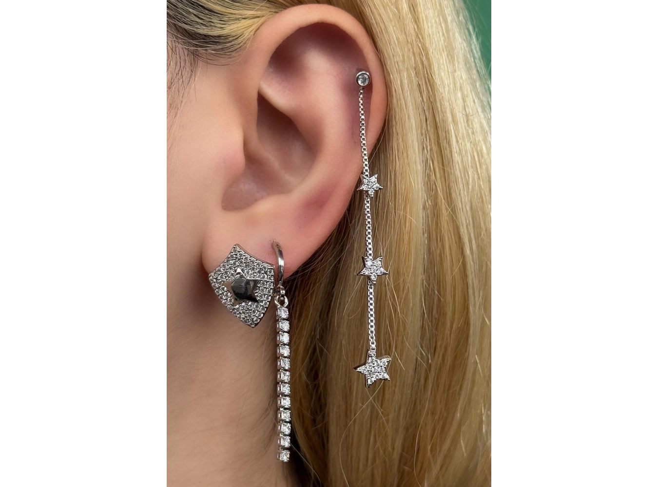 Gümüş Renk Yıldız Figürlü Taş Detaylı VİP 3lü YSX Küpe Set