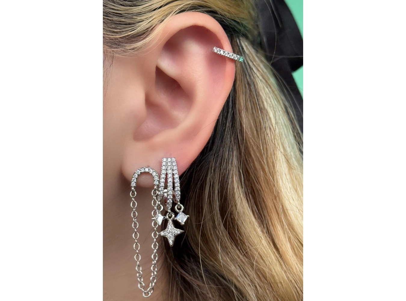 Gümüş Renk Yıldız Figürlü Taş Detaylı VİP 3lü YSX Küpe Set