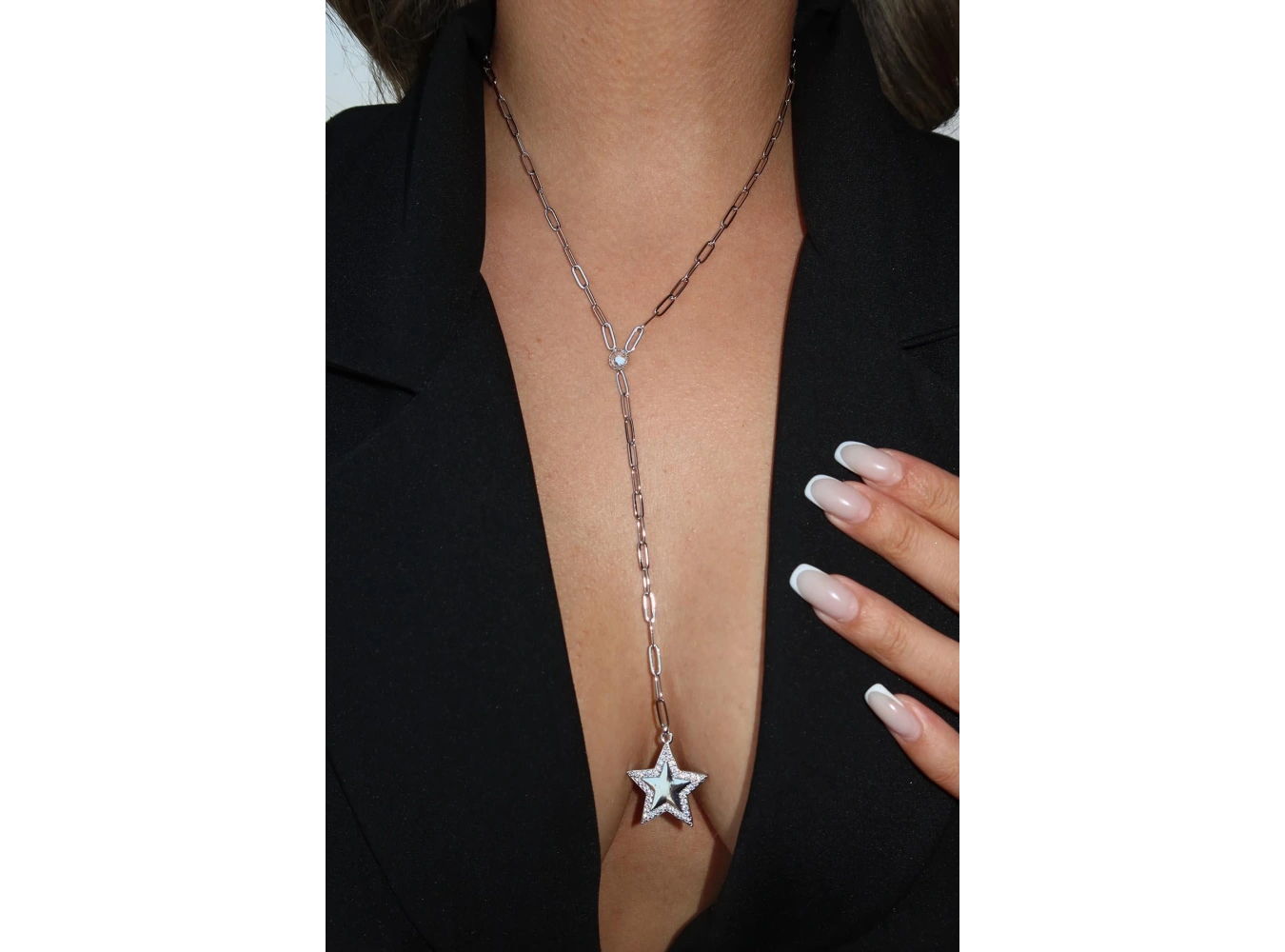 Gümüş Renk Yıldız Figürlü Taş Detaylı Y Kolye