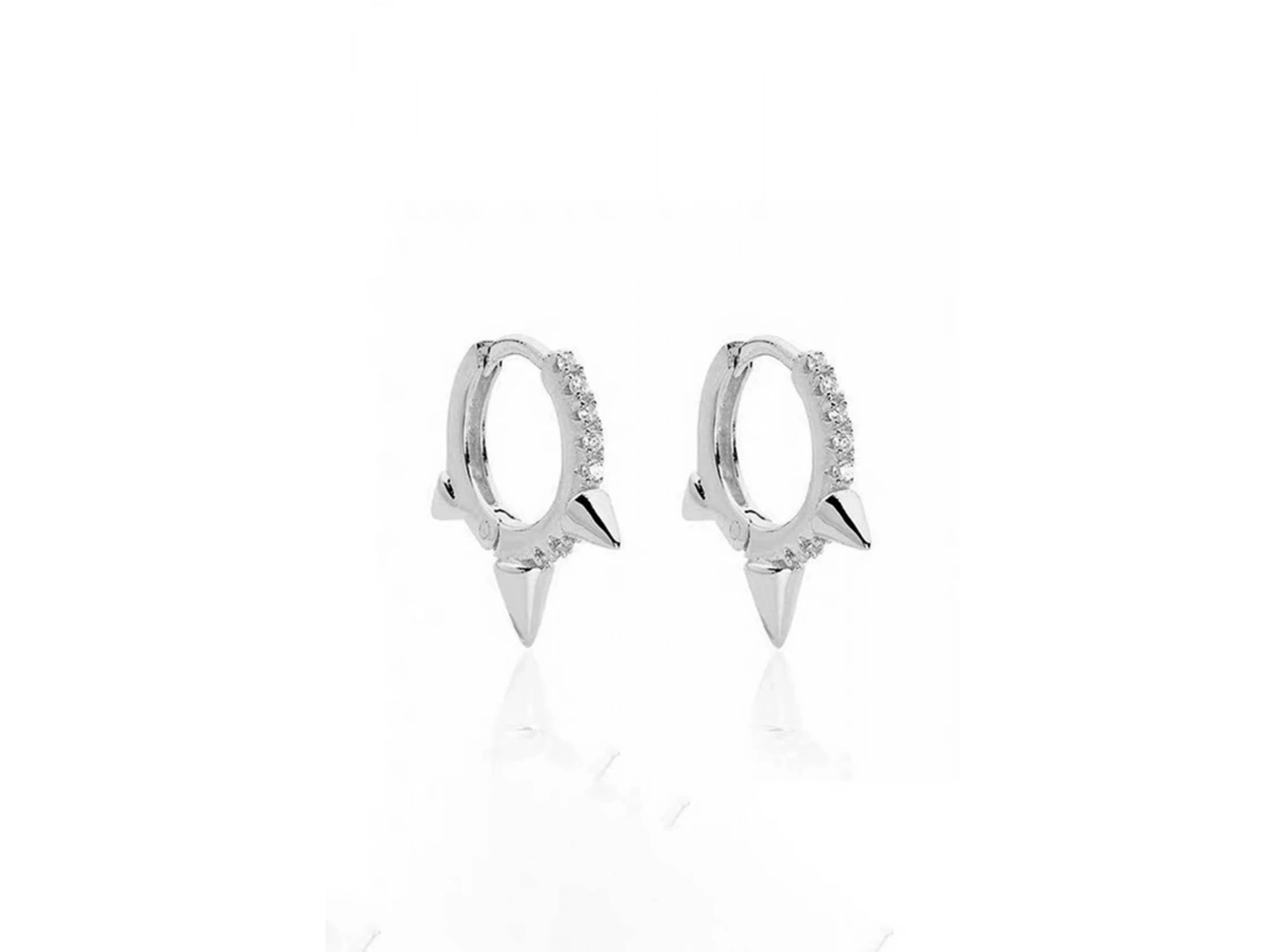 Gümüş Renk Zımba Detaylı Xuping Küpe (Çift)