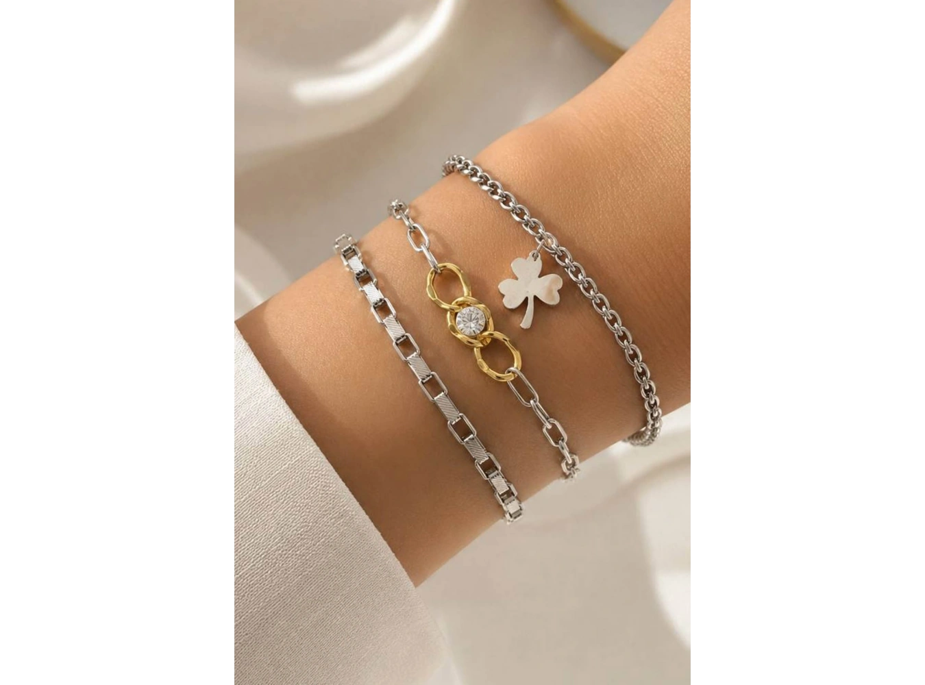 Gümüş Renk  Zincir Detaylı 3lü Bileklik Set