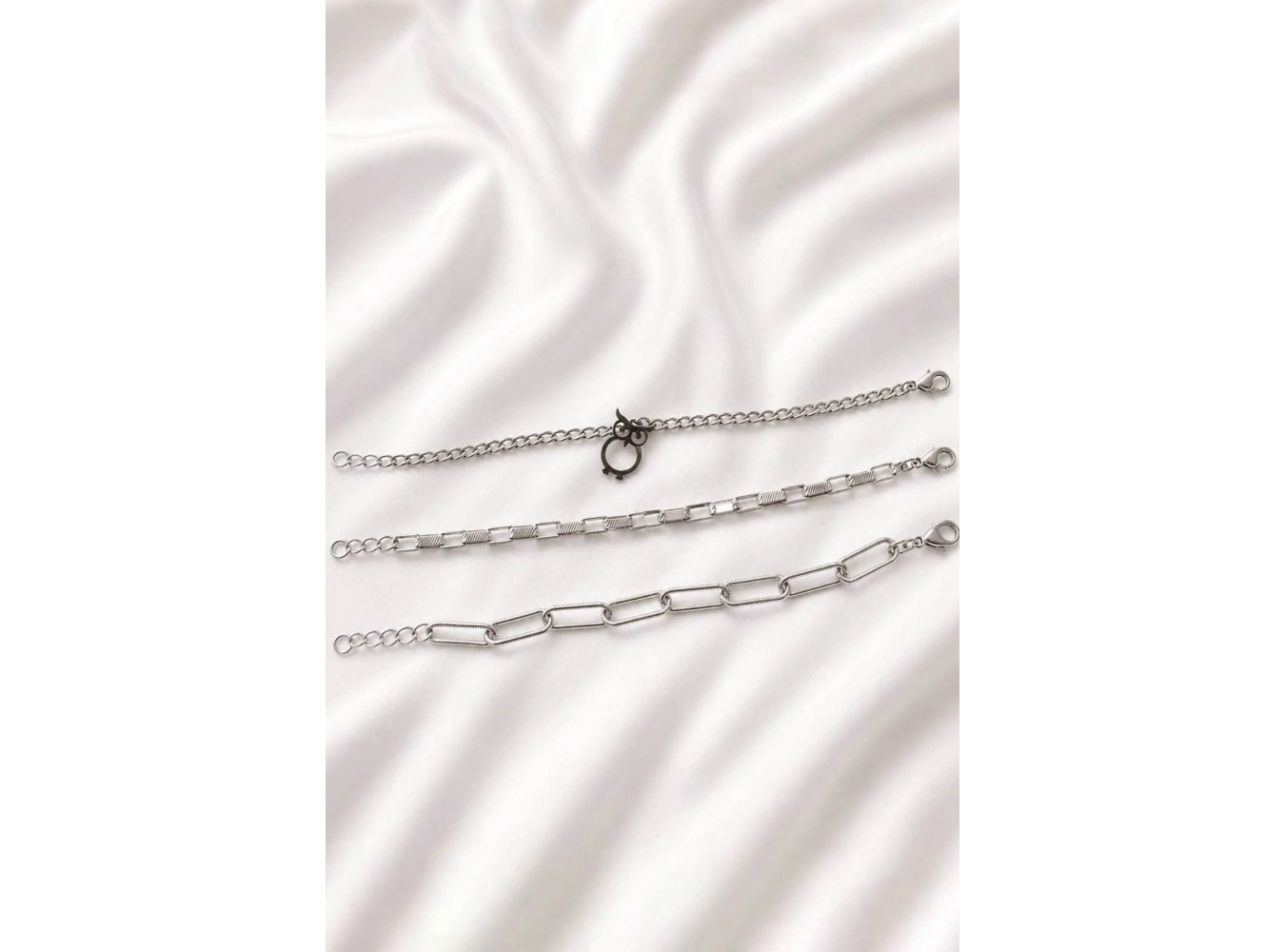 Gümüş   Renk  Zincir Detaylı 3lü Bileklik Set