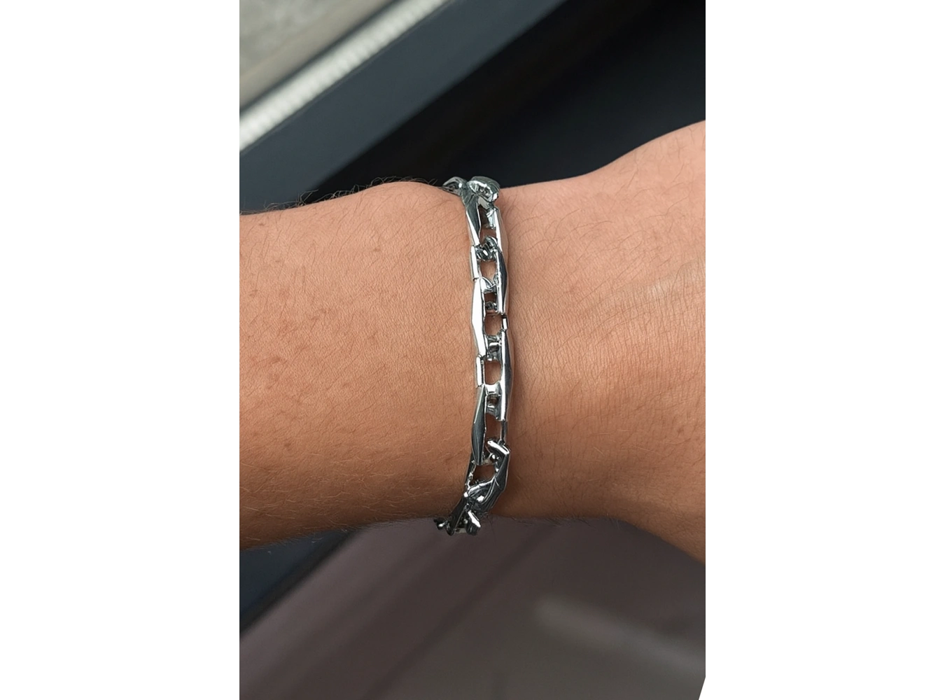 Gümüş Renk Zincir Detaylı Çelik Erkek Bileklik