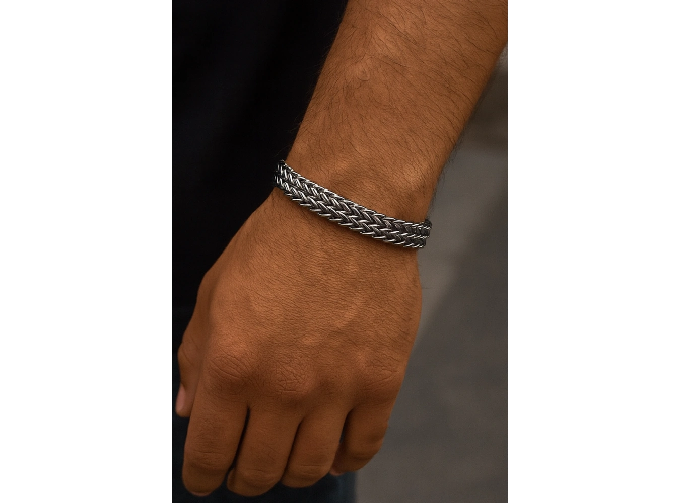 Gümüş Renk Zincir Detaylı Çelik Erkek Bileklik