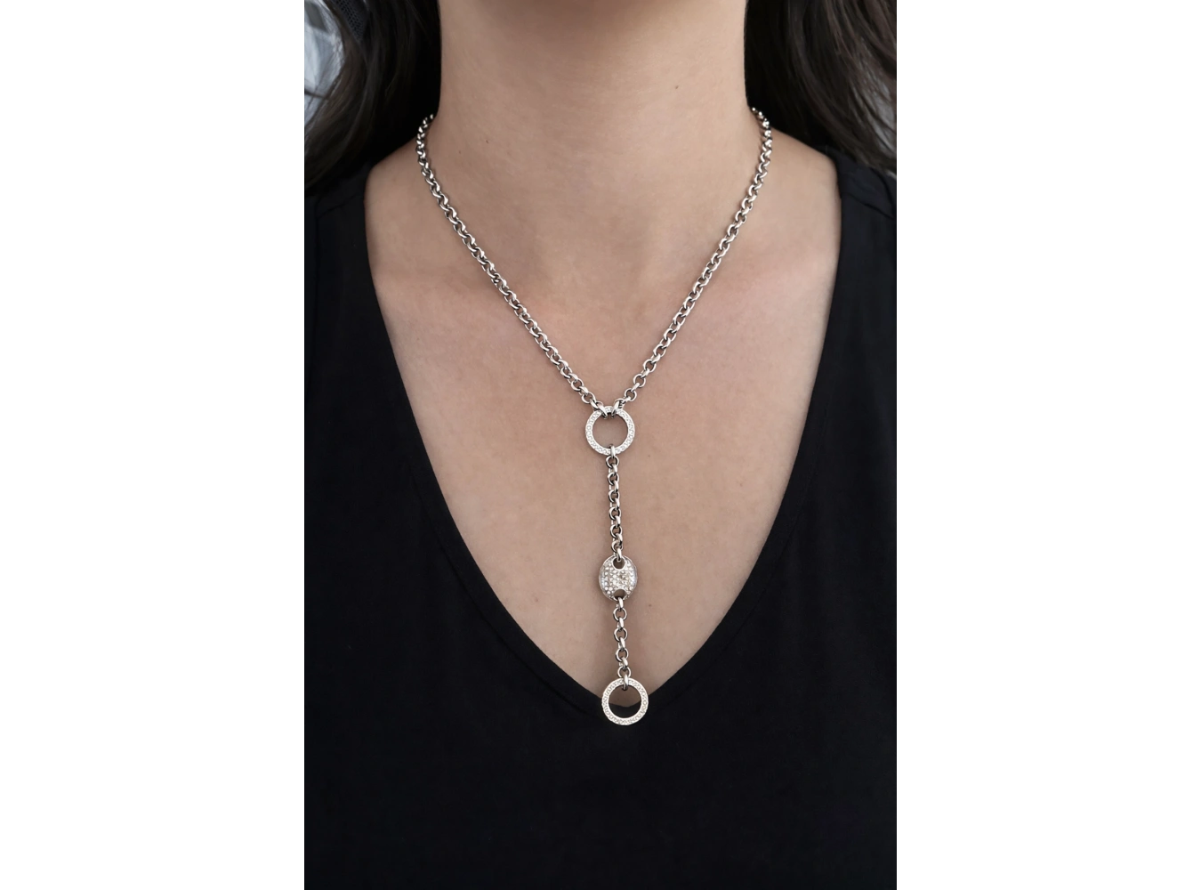 Gümüş Renk Zincir Detaylı Halka Detay Çelik Kolye