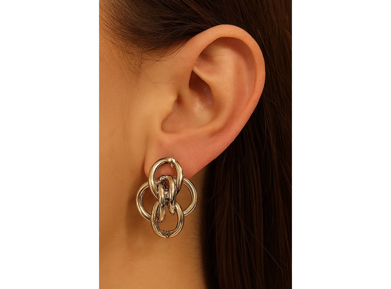 Gümüş Renk Zincir Figürlü Küpe (Çift)