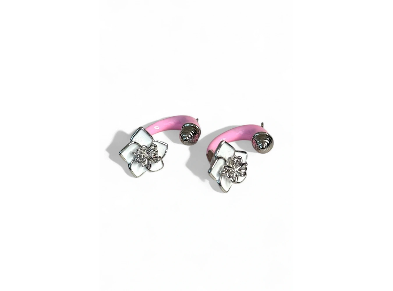 Gümüş Ve Pembe Renk Çiçek Figürlü YSX Küpe (Çift)