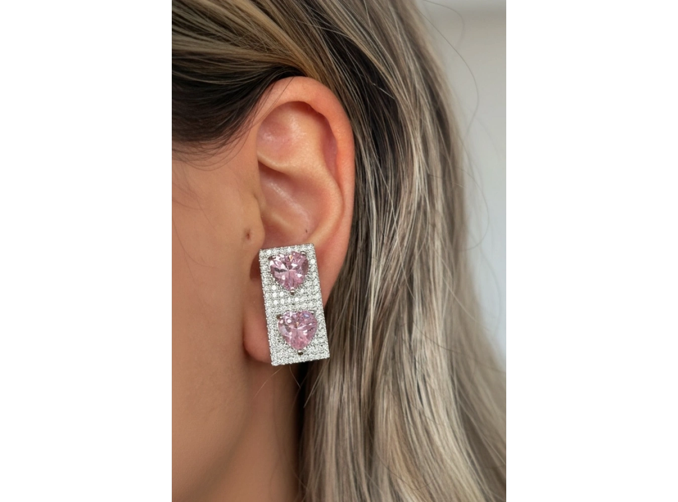 Gümüş Ve Pembe Renk Kalp Figürlü 14K Altın Kaplama TX Ear Cuff (Tek)