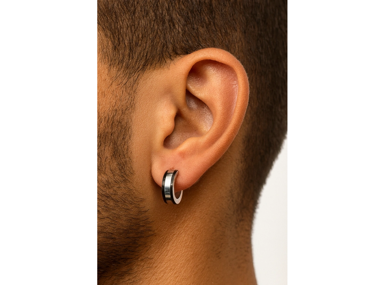 Gümüş Ve Siyah Renk Çelik Erkek Küpe (Çift)