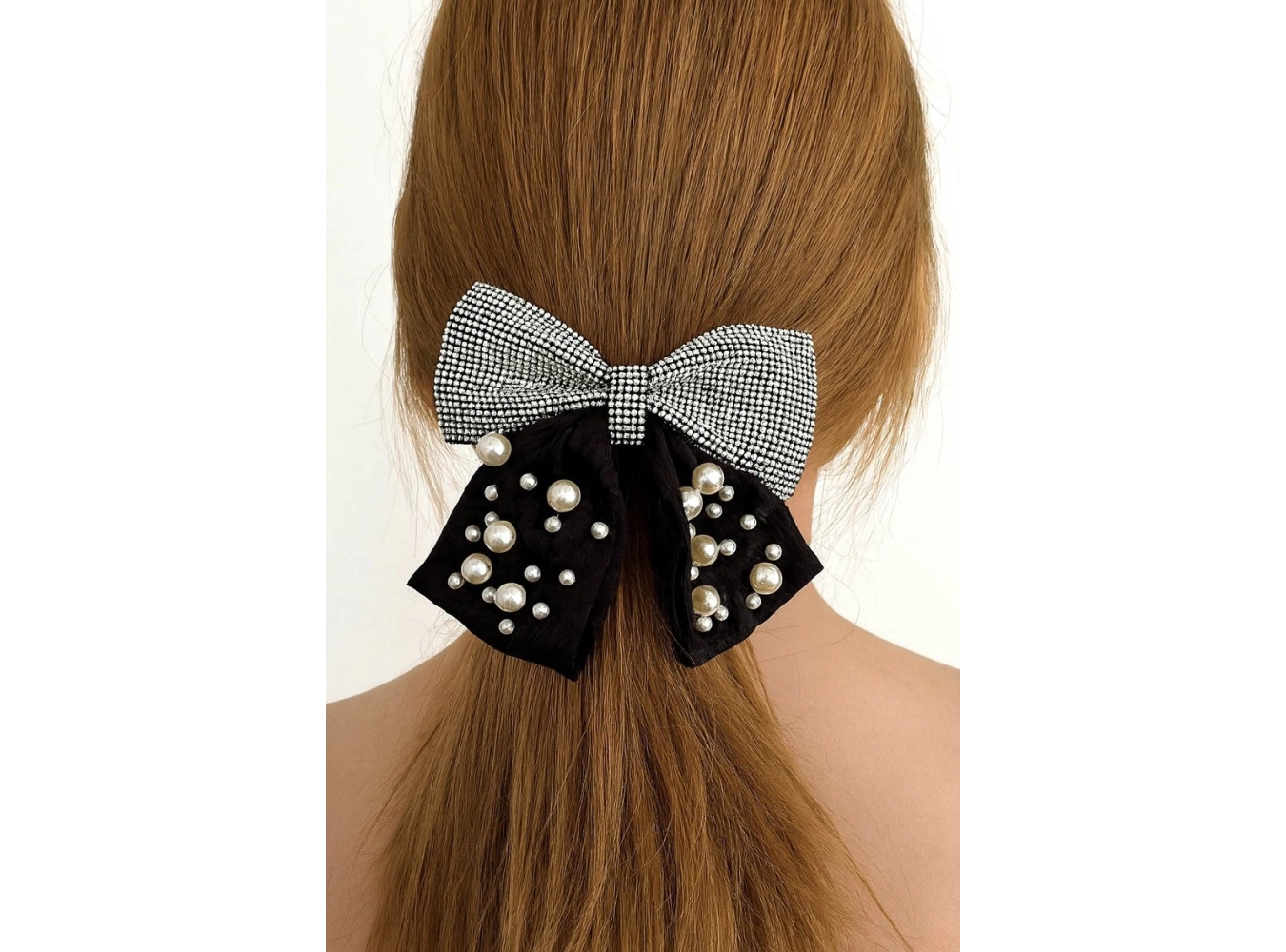 Gümüş Ve Siyah Renk İnci Ve Taş Detaylı Otomat Toka