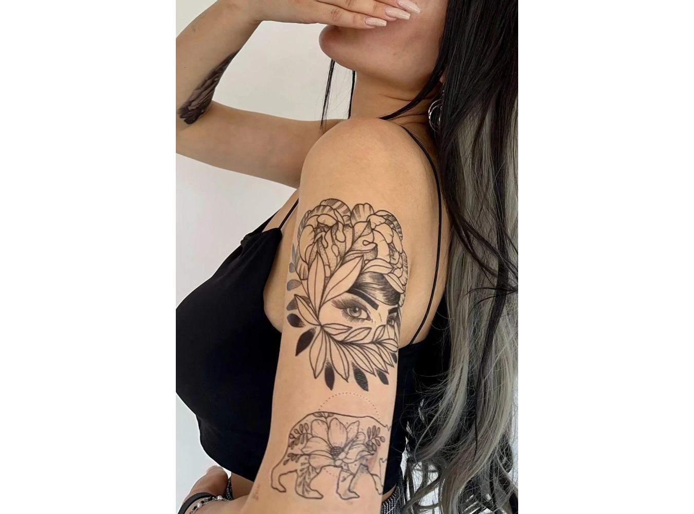 Kadın ve Çiçek Modelli Geçici Dövme Tattoo