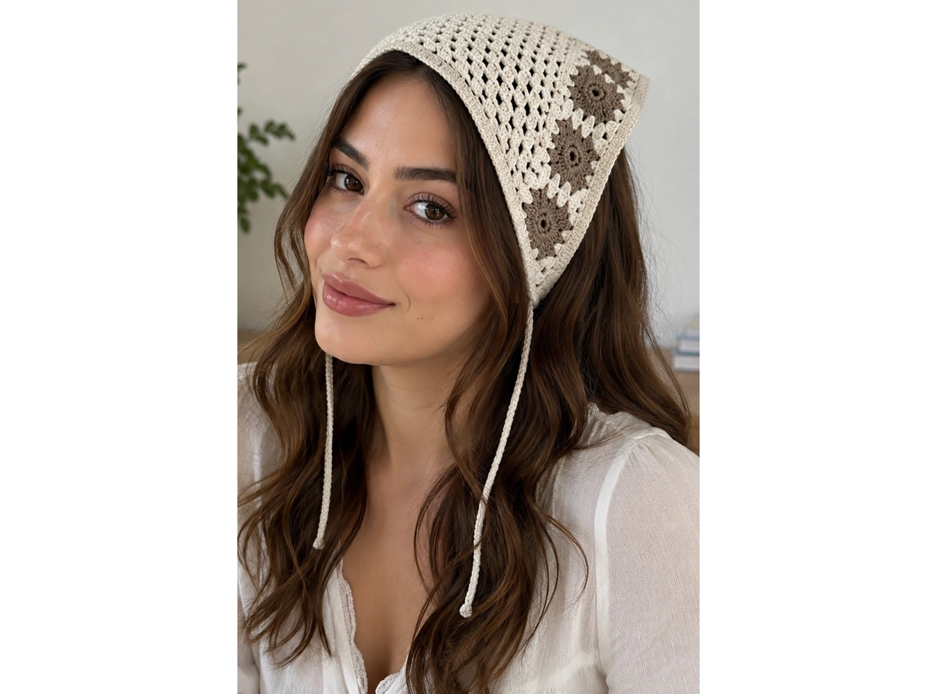 Kahve Renk Çiçek Desenli Örgü Saç Bandana