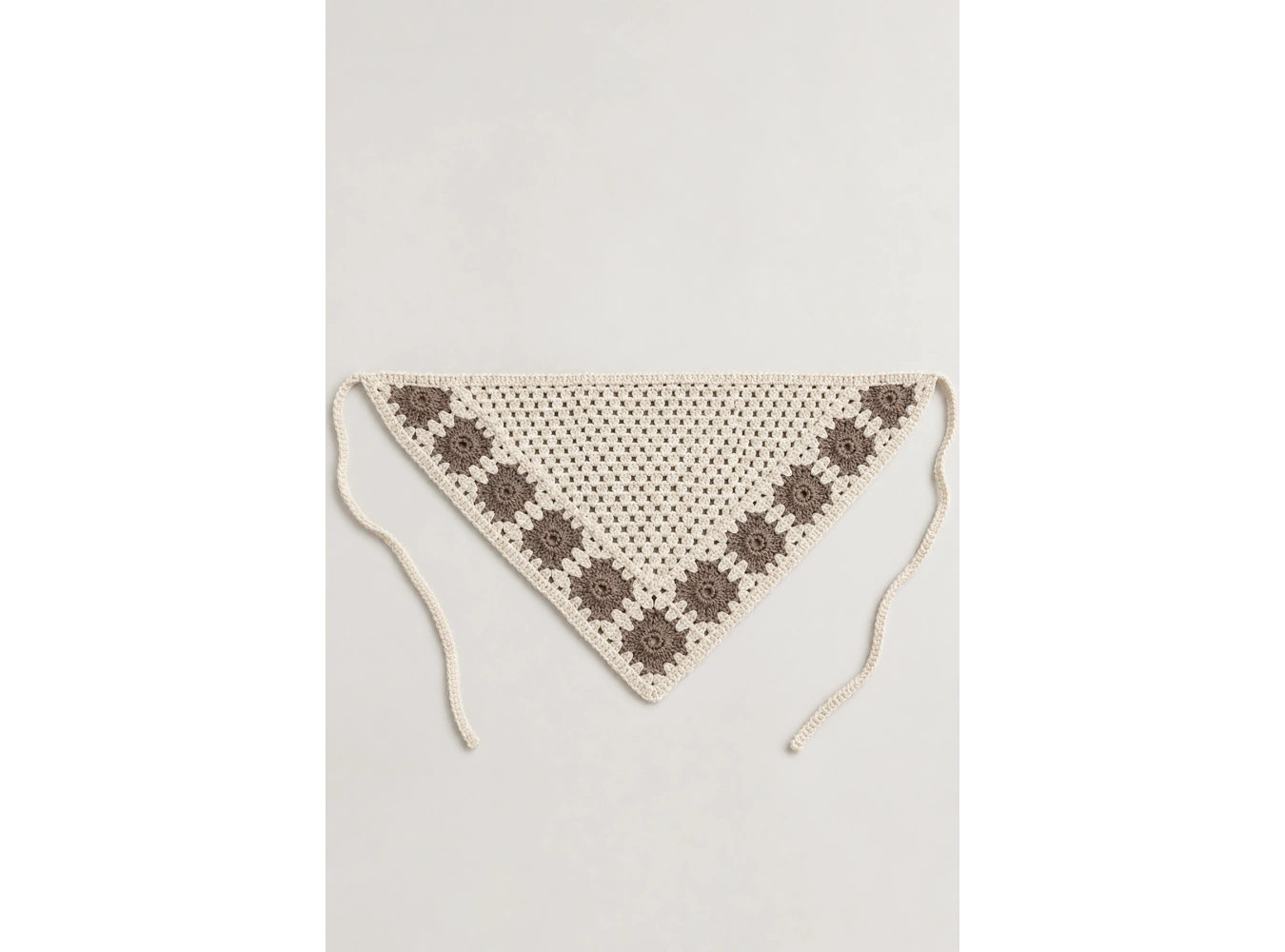 Kahve Renk Çiçek Desenli Örgü Saç Bandana
