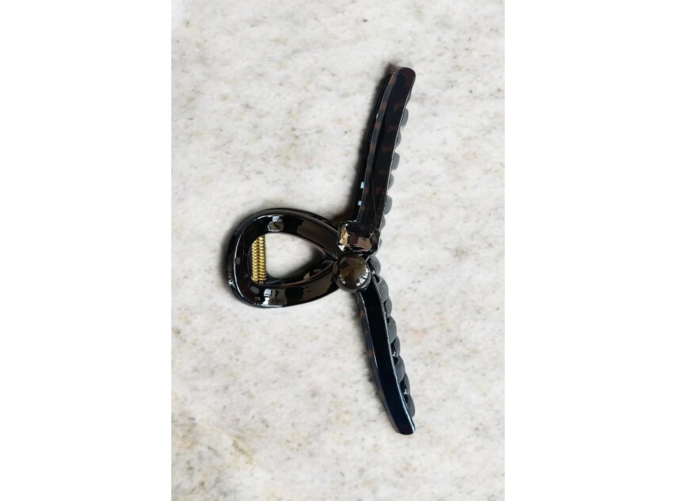 Kahve Renk Taş Detaylı Mandal Toka