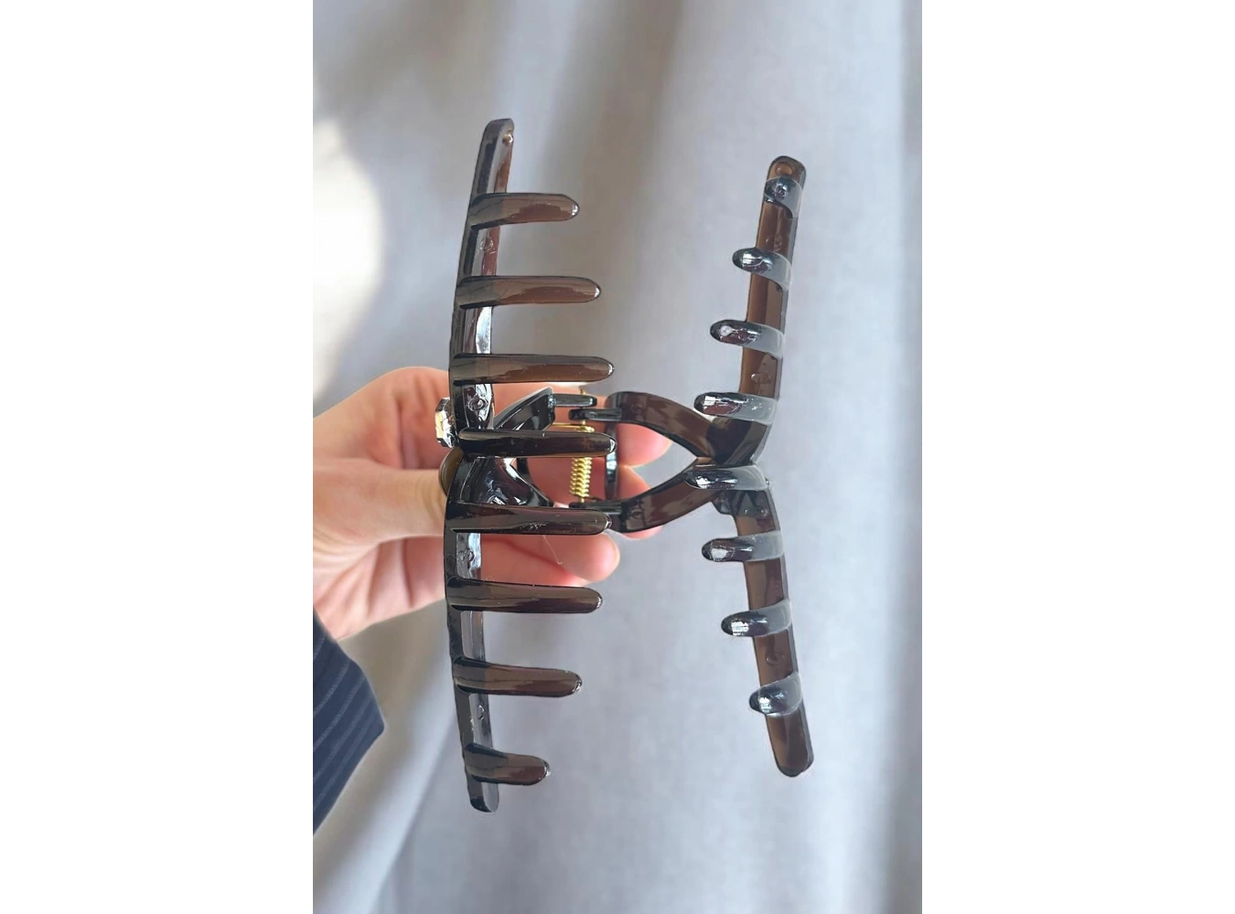 Kahve Renk Taş Detaylı Mandal Toka