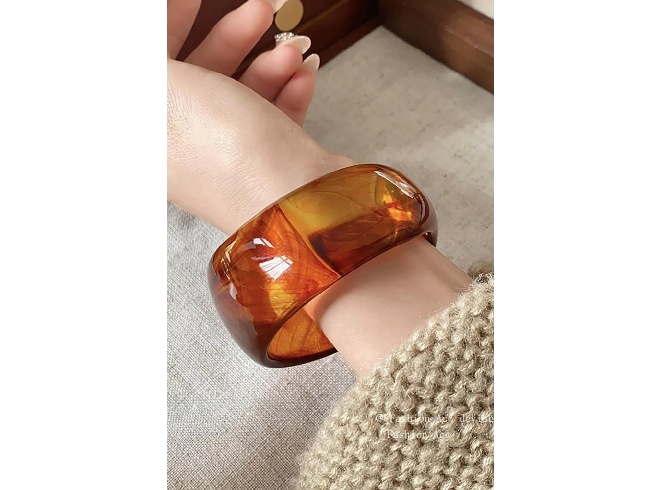 Kahverengi Kalın Kemik Mika Bileklik