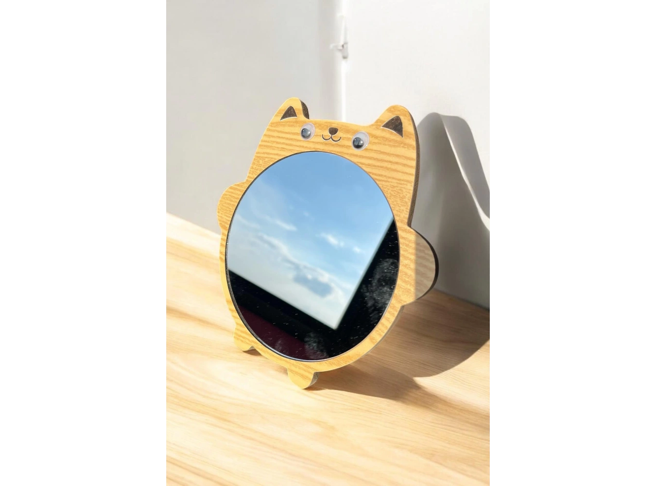 Kahverengi Kedi Figürlü Masa Aynası