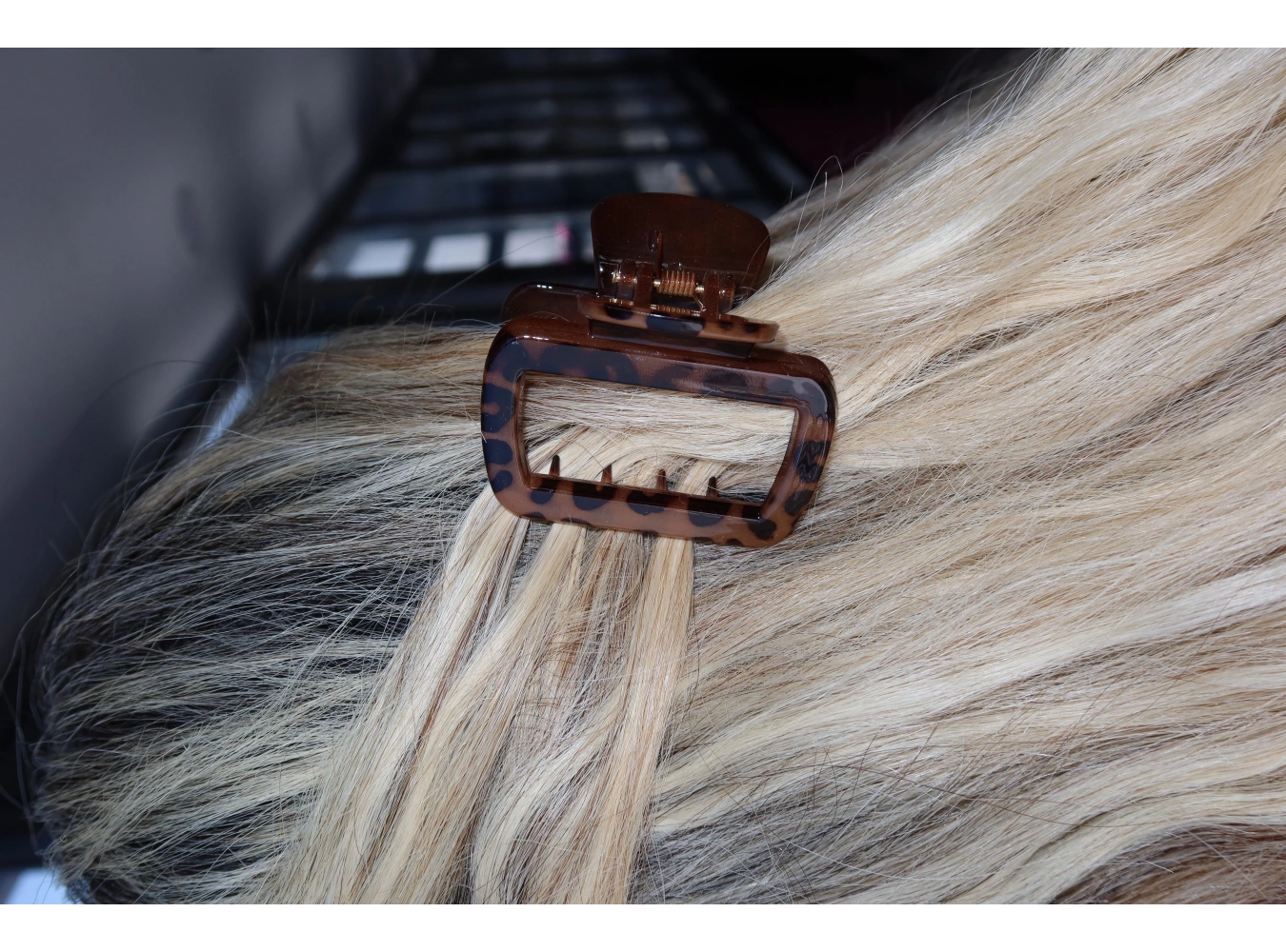 Kahverengi Leopar Desenli Mandal Toka