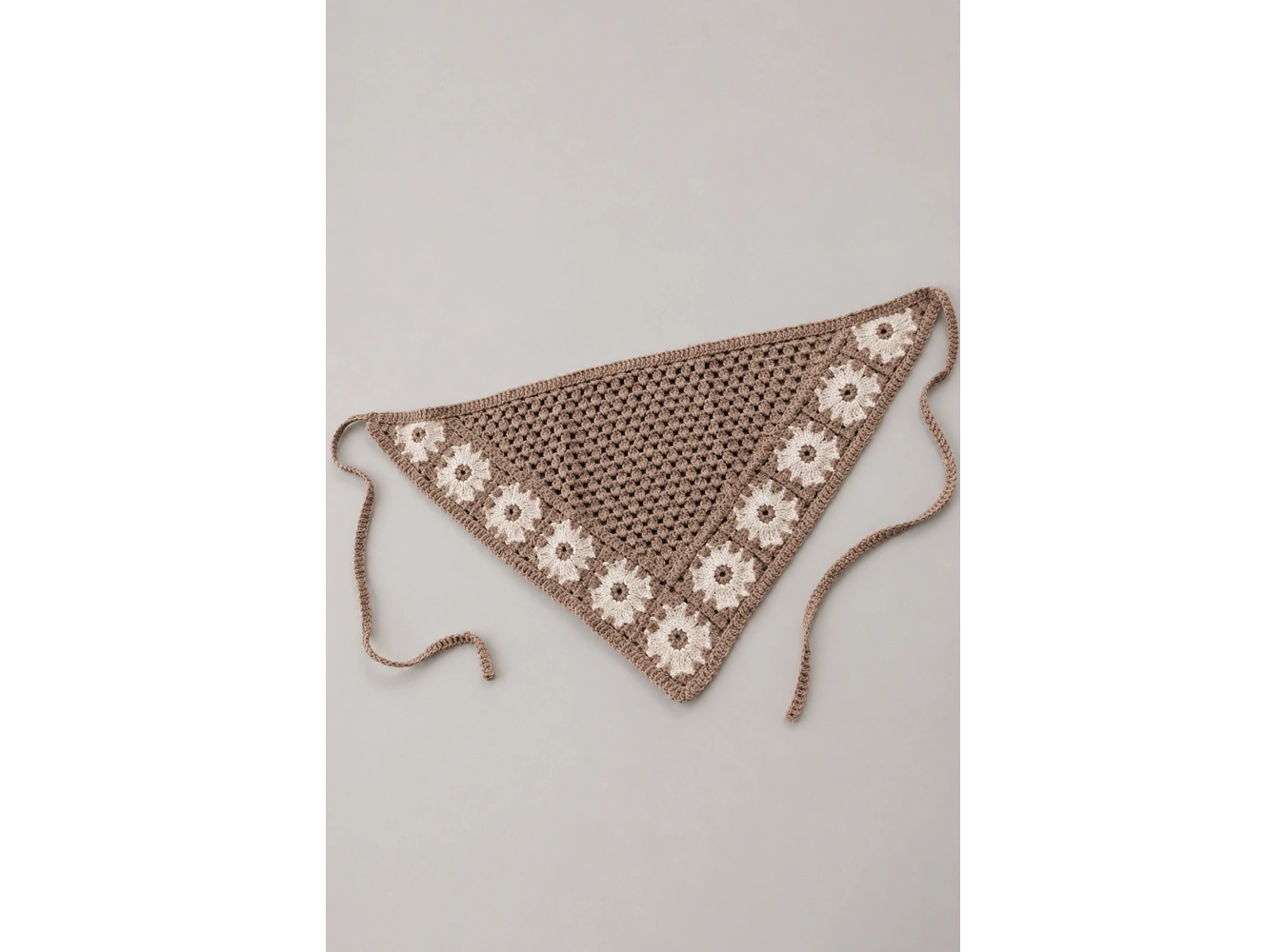 Kahverengi Renk Çiçek Desenli Örgü Saç Bandana