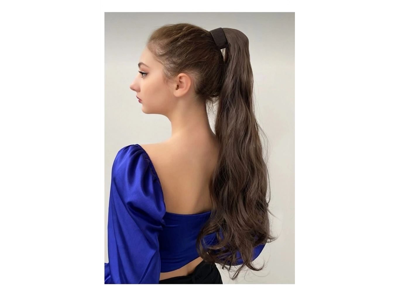 Kahverengi Renk Dalgalı At Kuyruğu Saç