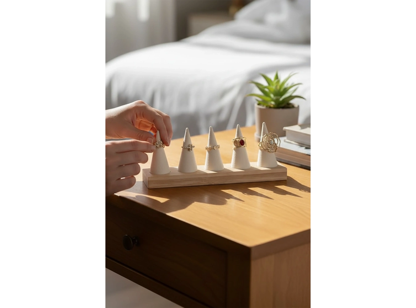 Kahverengi Takı/Yüzük Standı