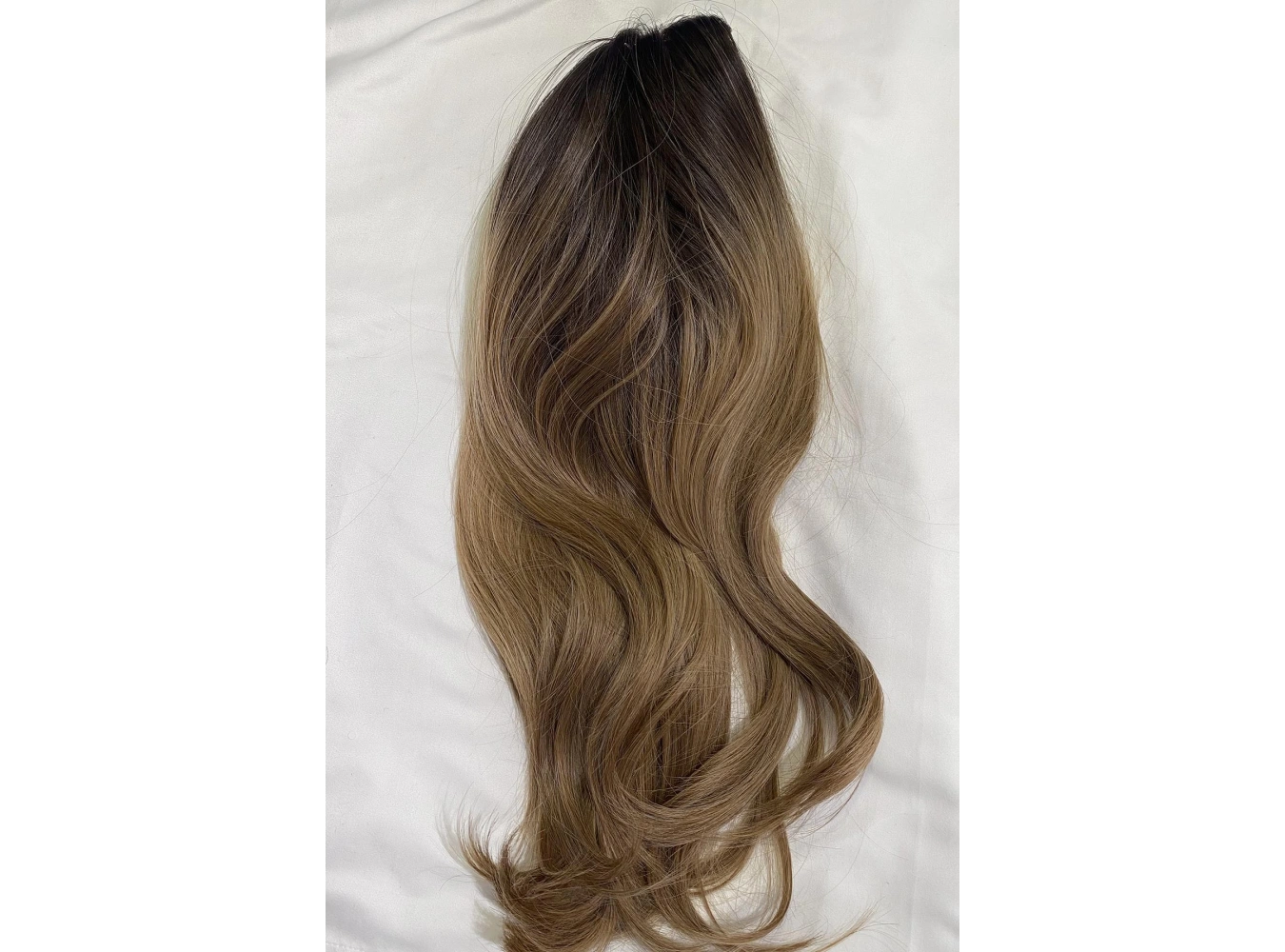 Kahverengi Ve Sarı Ombreli Dalgalı Peruk