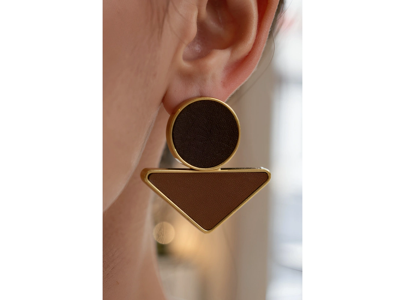 Kahverengi Ve Siyah Renk Sallantılı Küpe (Çift)