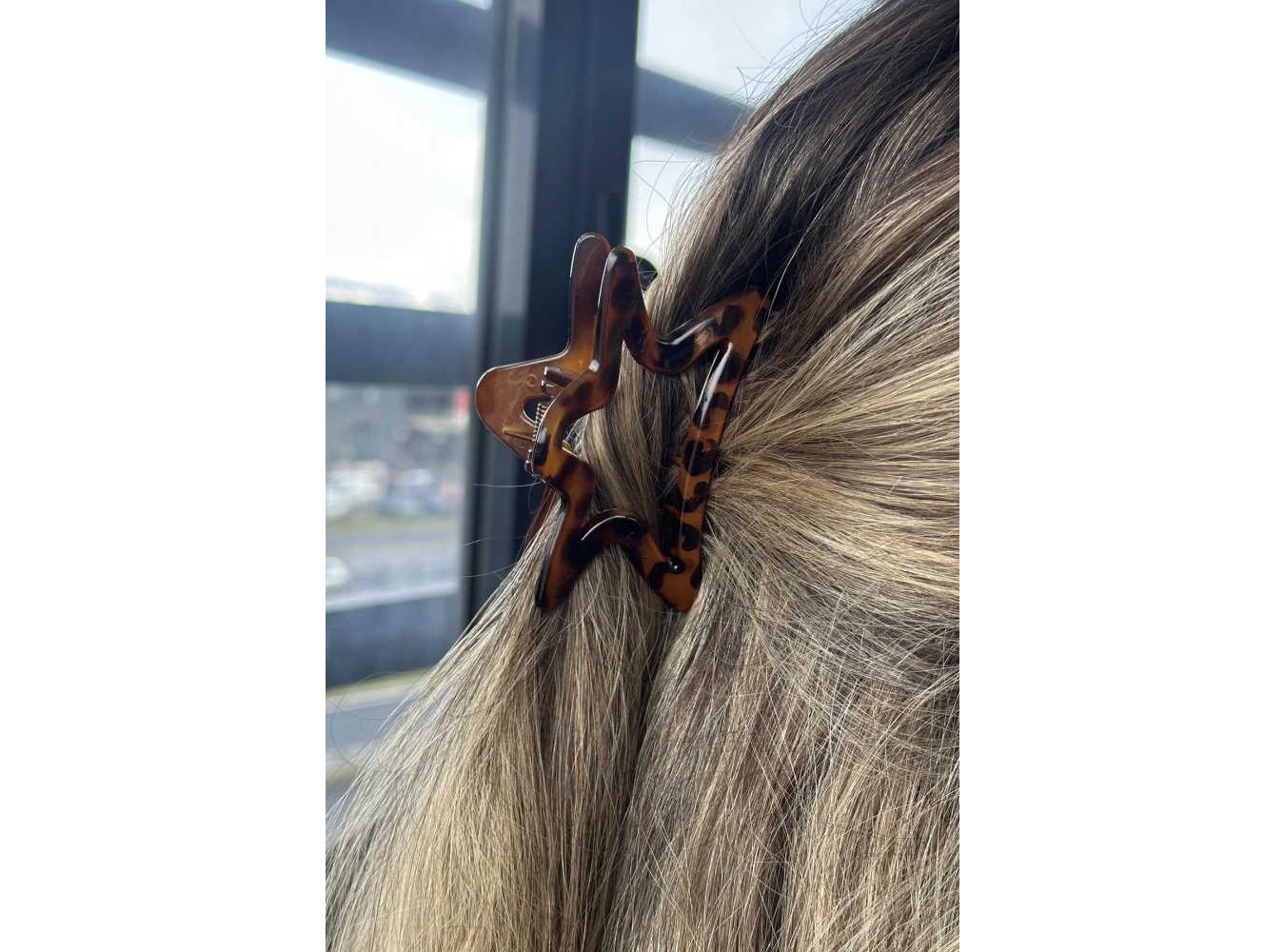 Kahverengi Yıldız Figürlü Leopar Desenli Mandal Toka