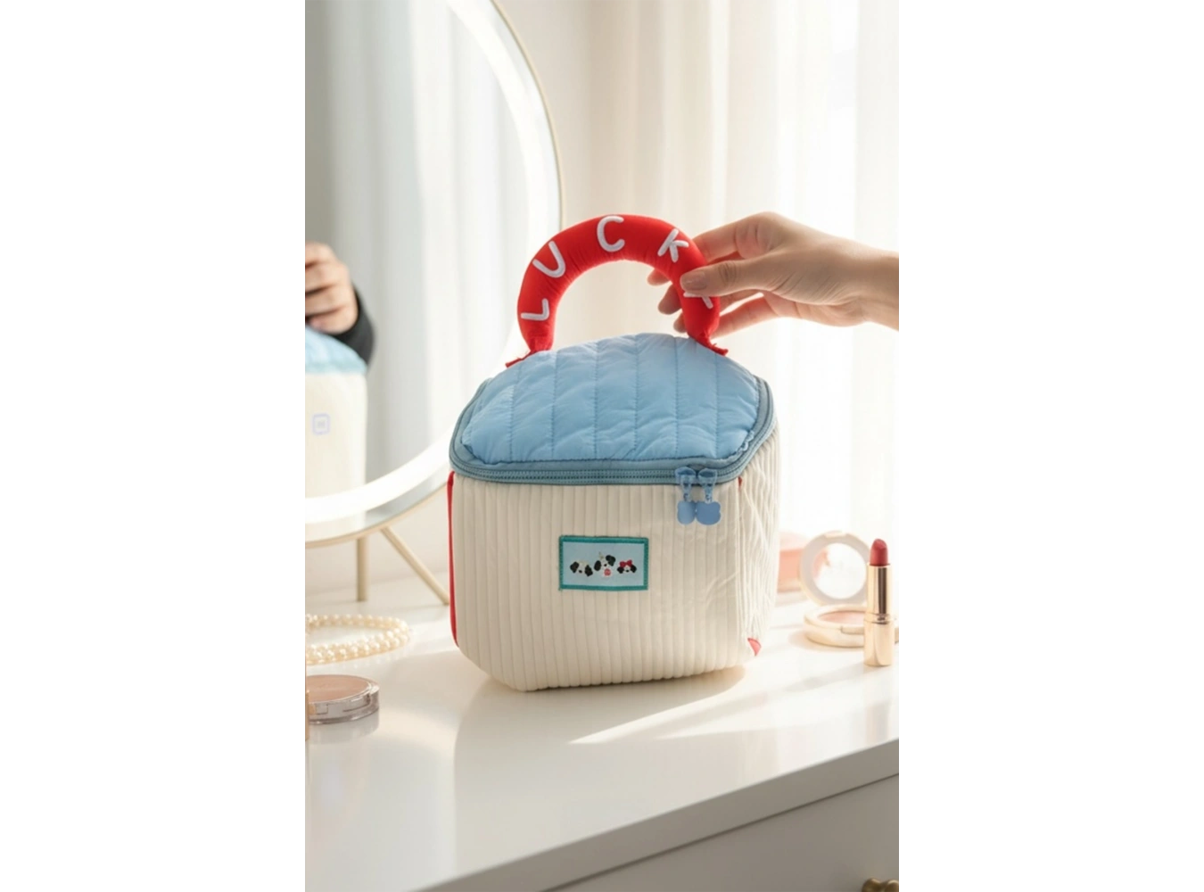 Karikatür Desen Seyahat Makyaj Çantası