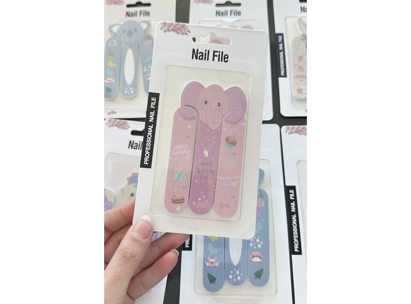 Karışık Renk 12li Hayvan Figürlü Törpü Set