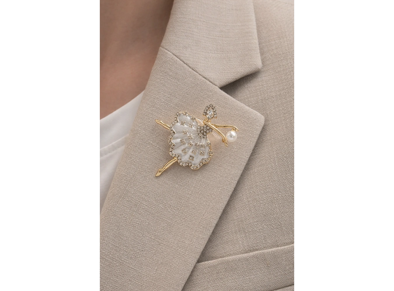 Karışık Renk Balerin Figürlü Taşlı Broş