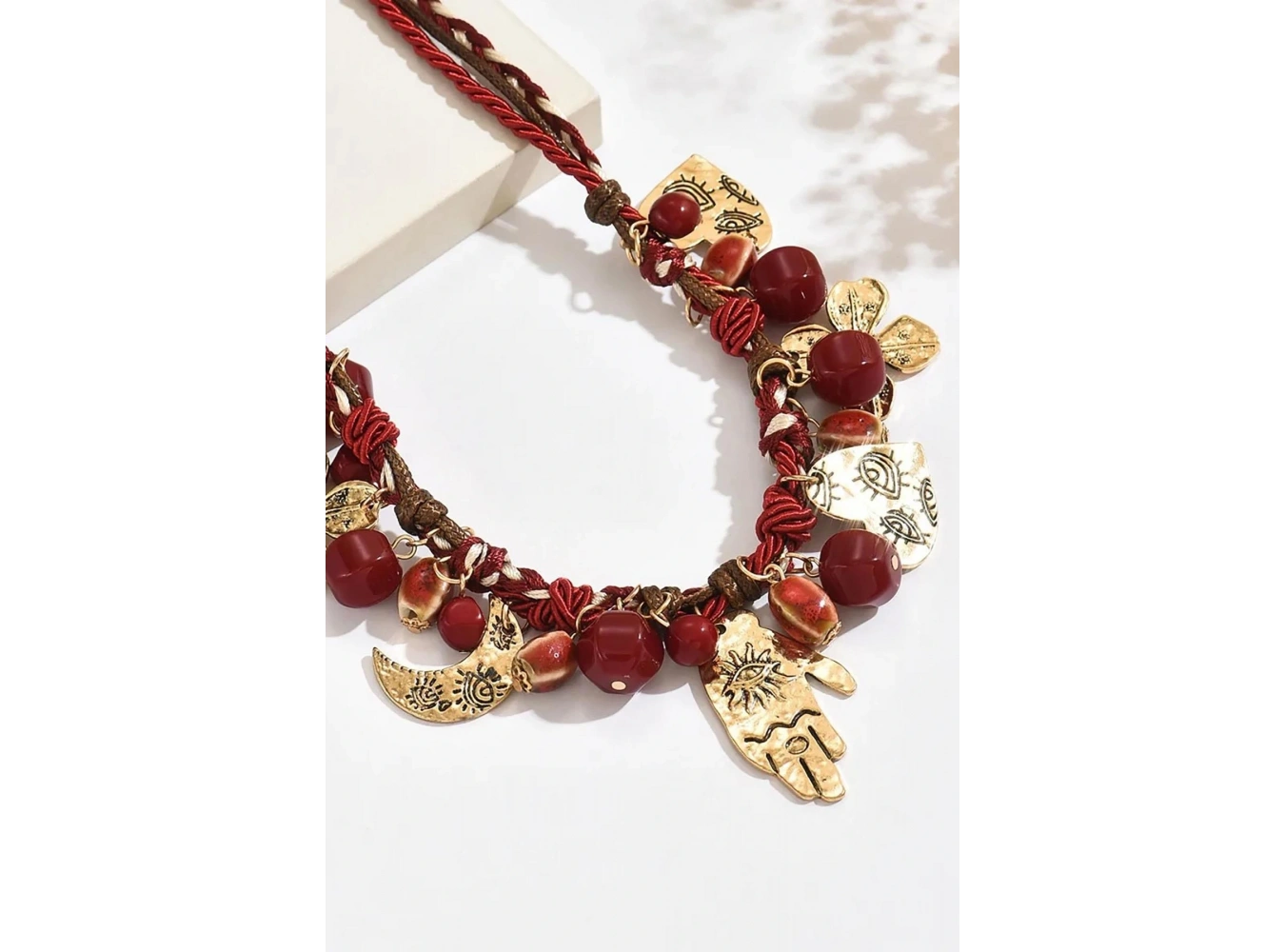 Karışık Renk Charmlı Tasarım Kolye