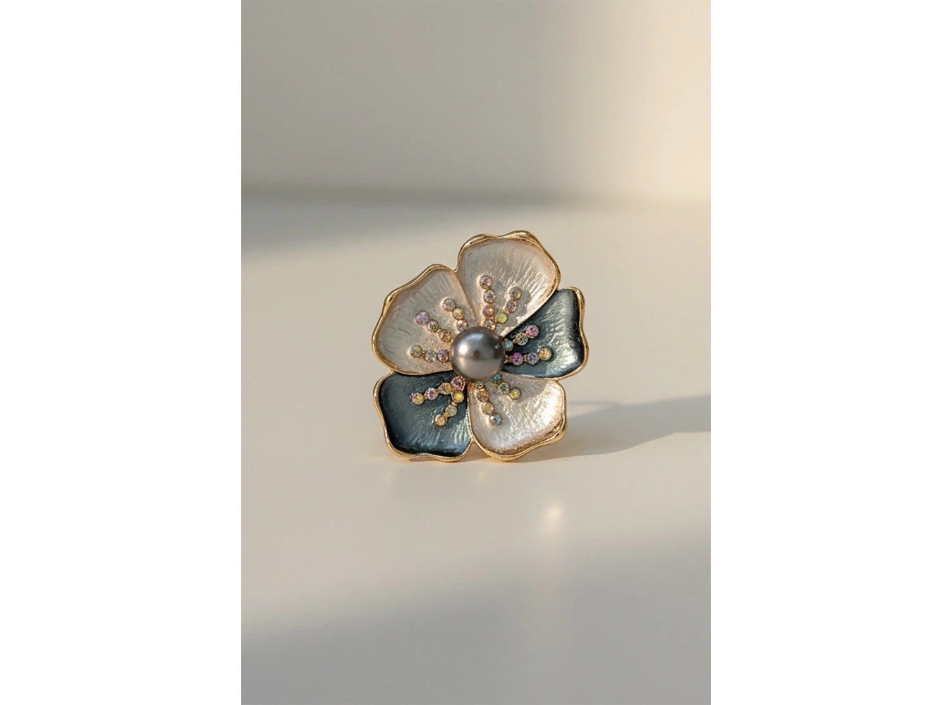 Karışık Renk Çiçek Figürlü Taşlı Broş
